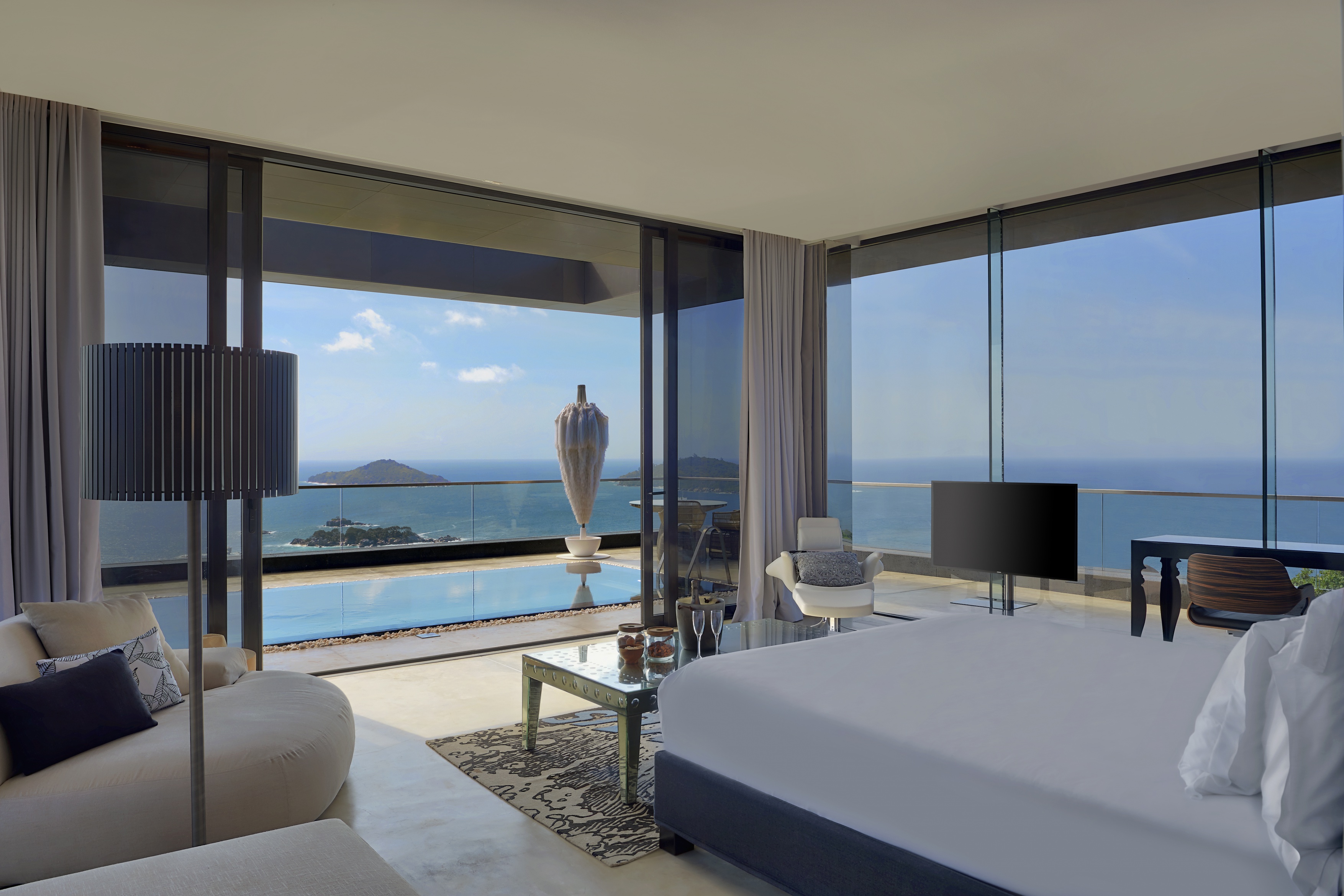 Villa Four Bedrooms with Views