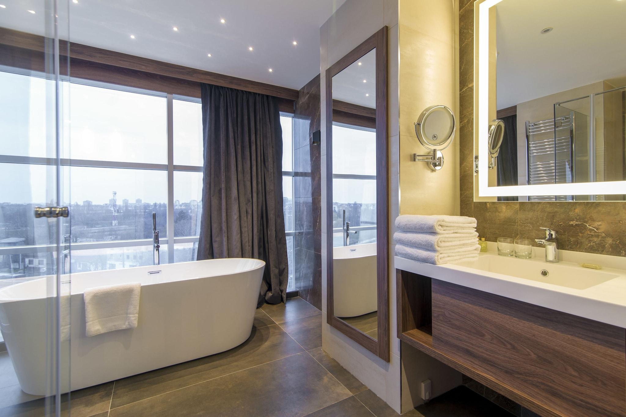 Junior Suite King Bed One Bedroom 