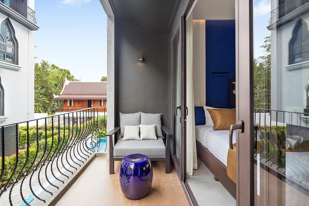 Double or Twin Deluxe with Balcony