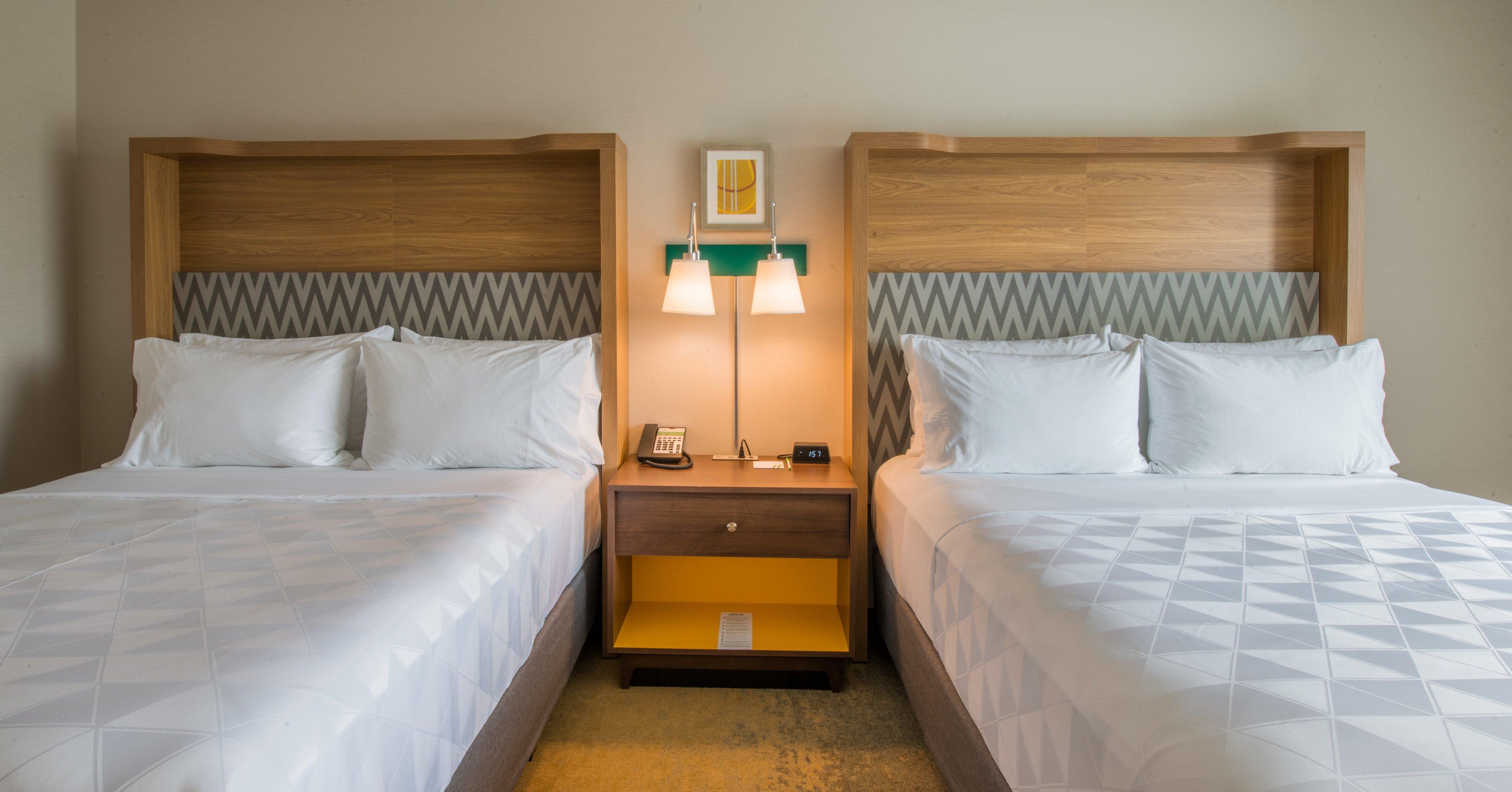 Double Two Queen Beds Premium