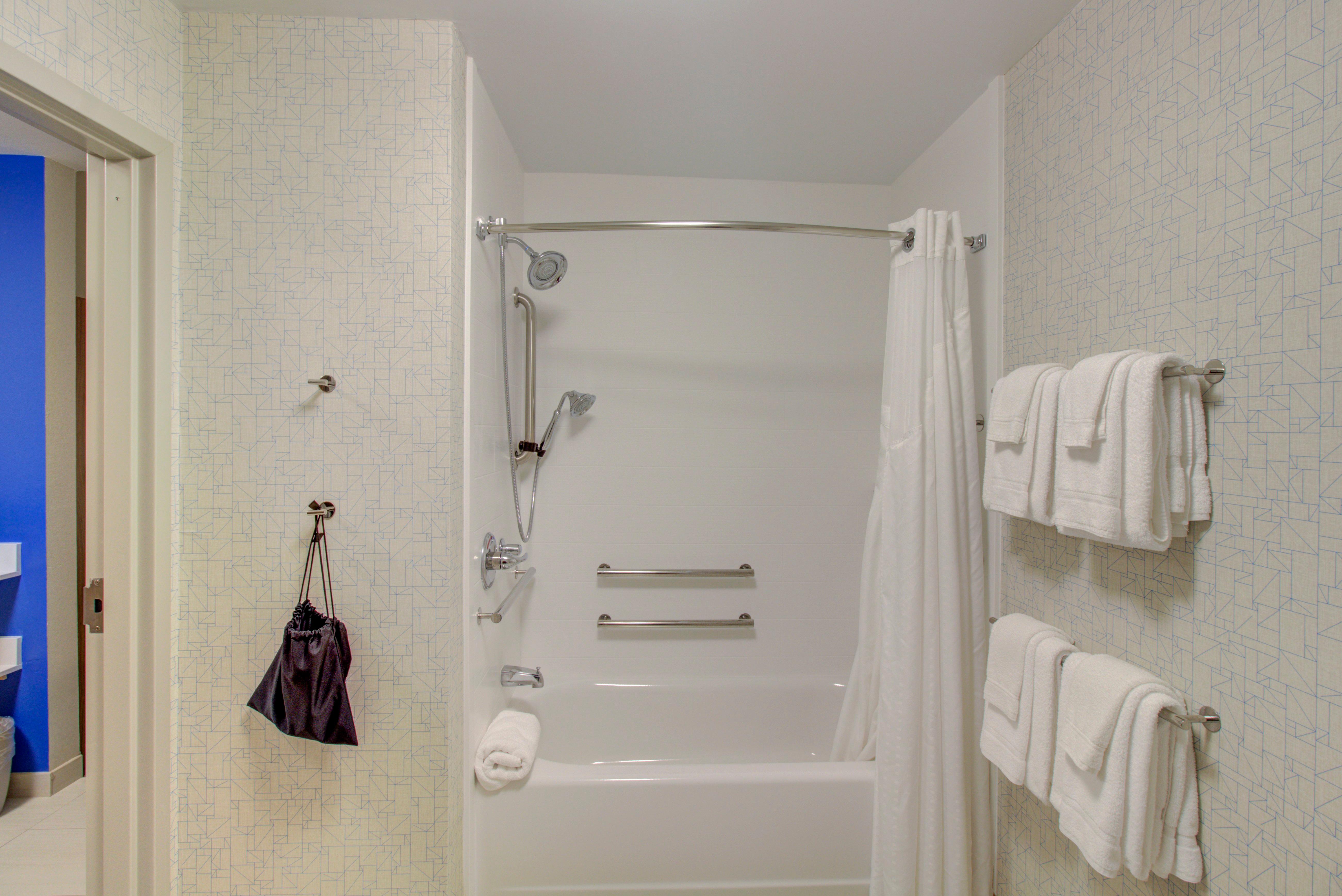 Room Accessible-two Queen Beds