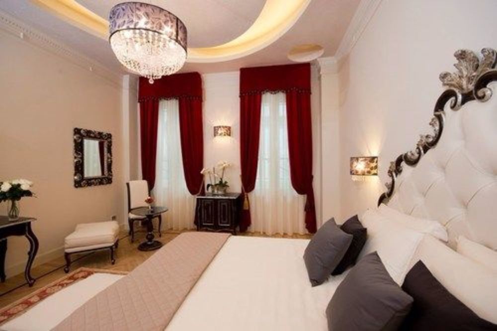 Double or Twin Deluxe