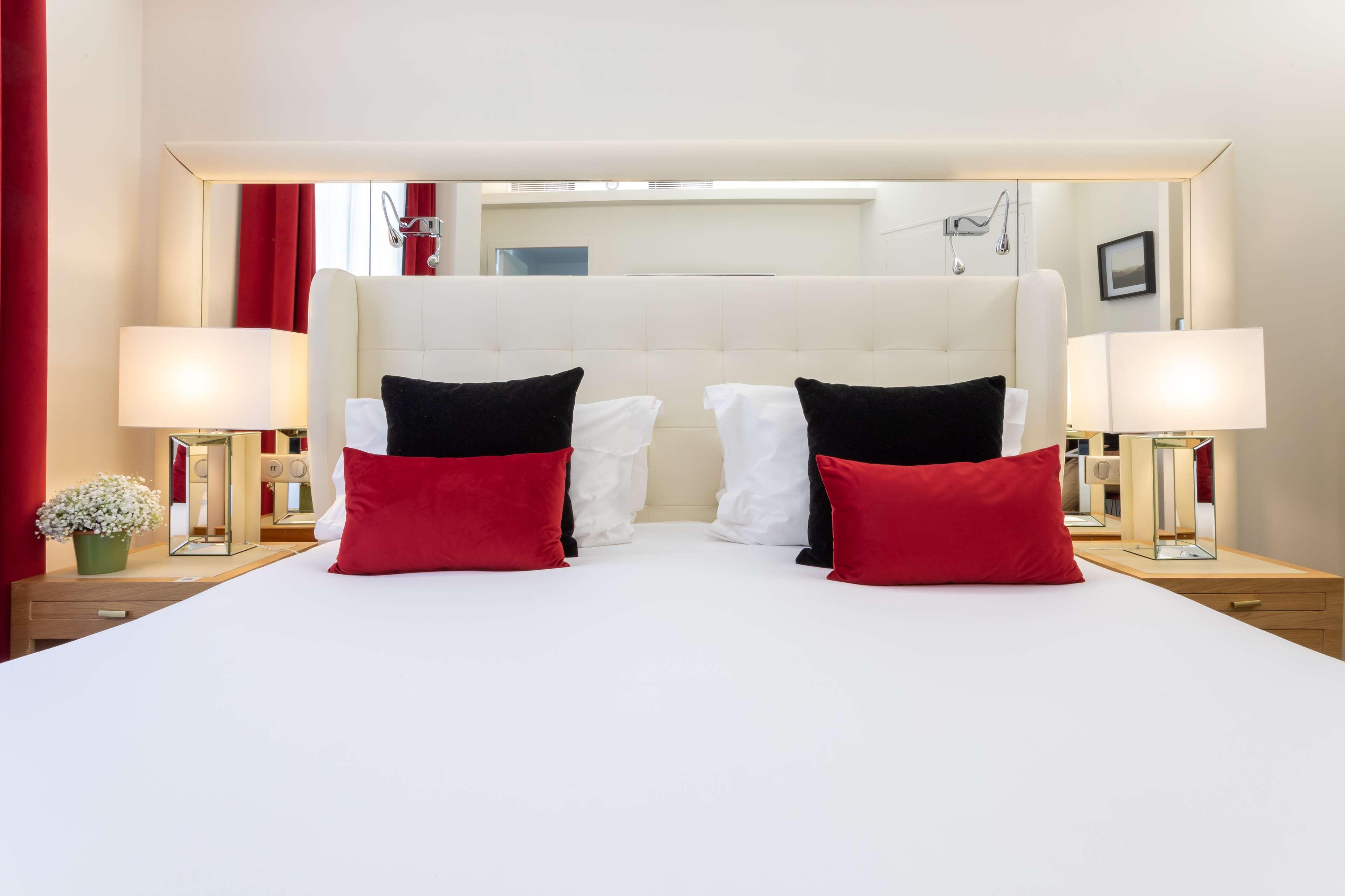 Double Guest Room King Bed