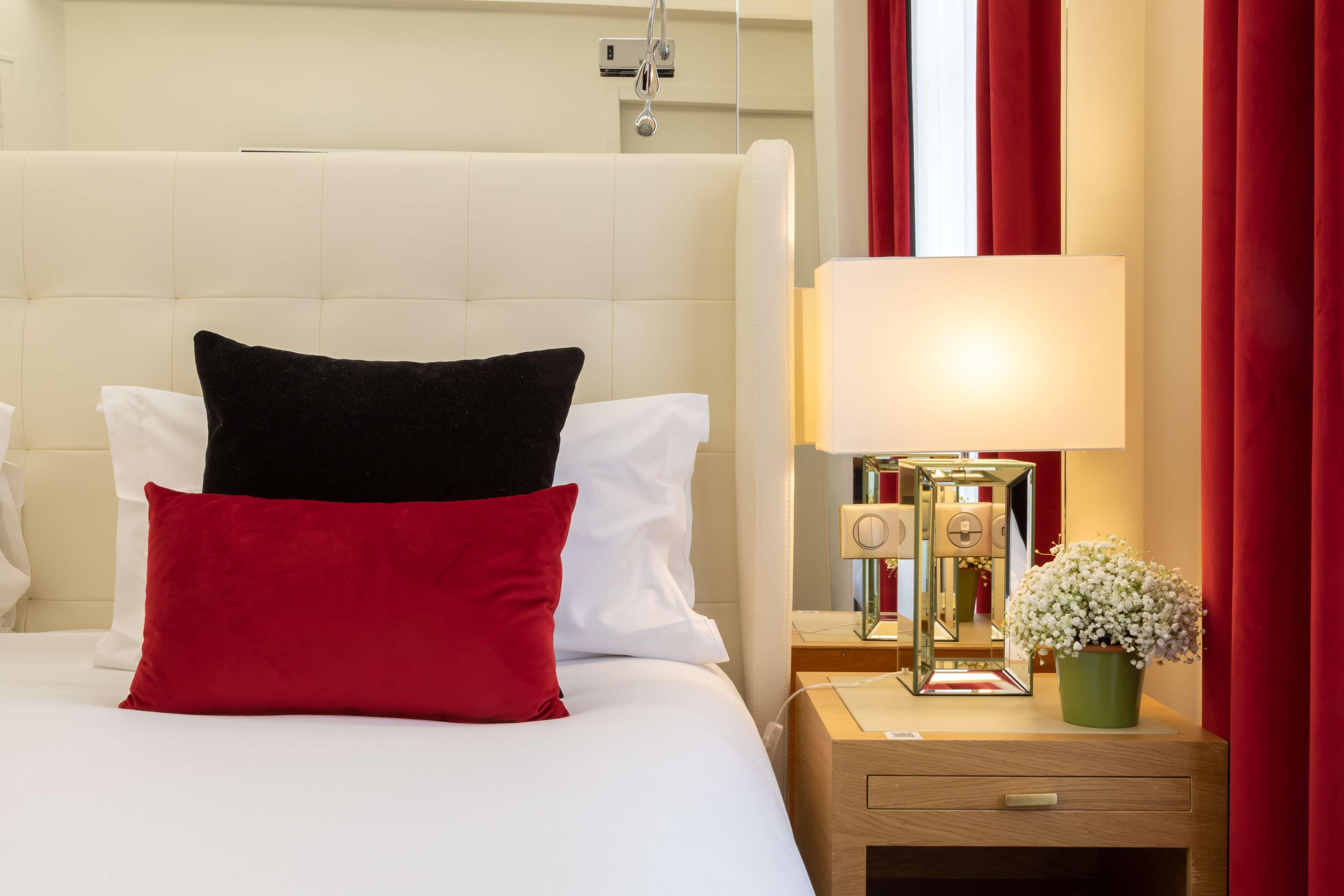 Double Guest Room King Bed