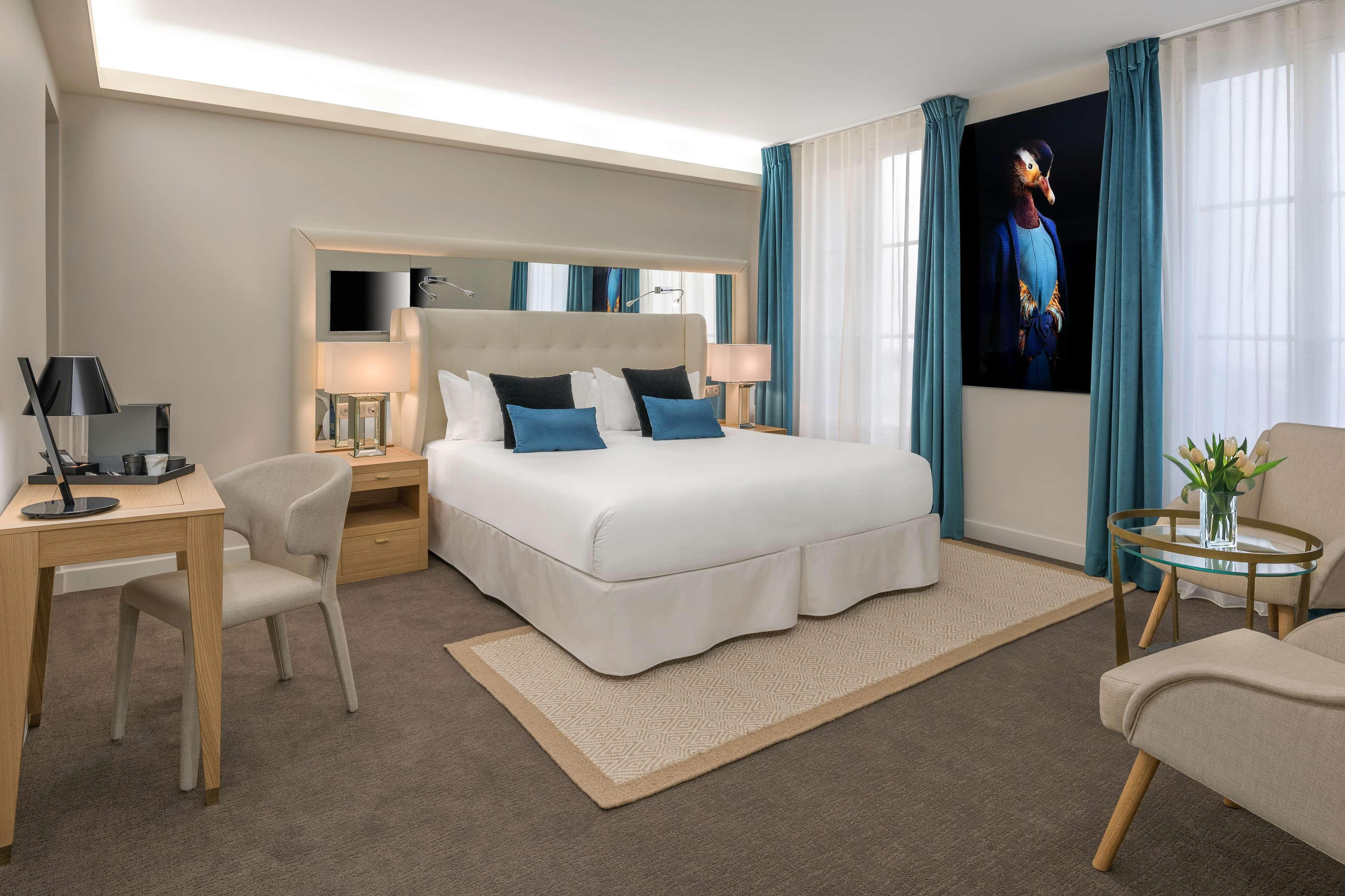 Double Deluxe King Bed