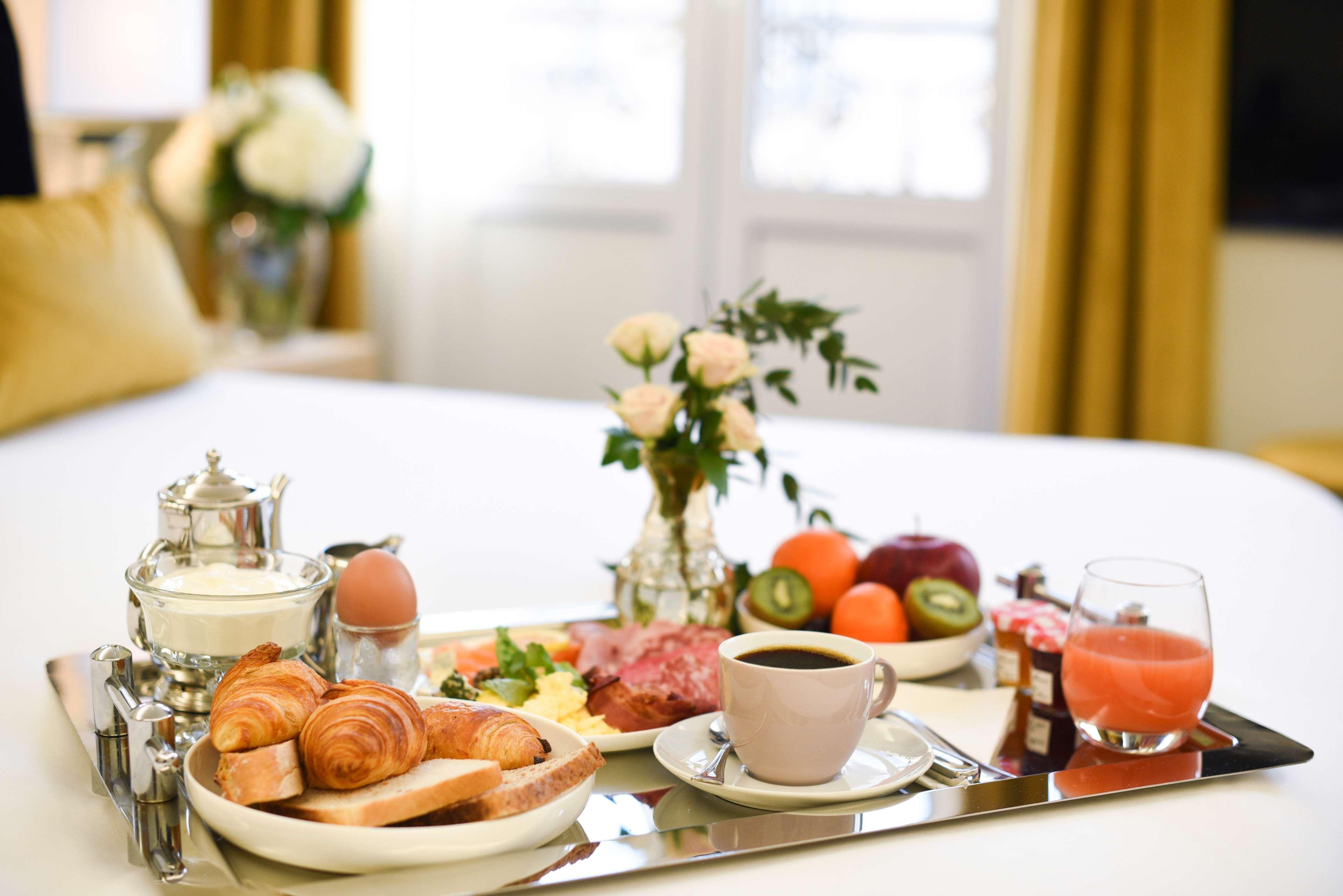 Double Accessible King Size Bed