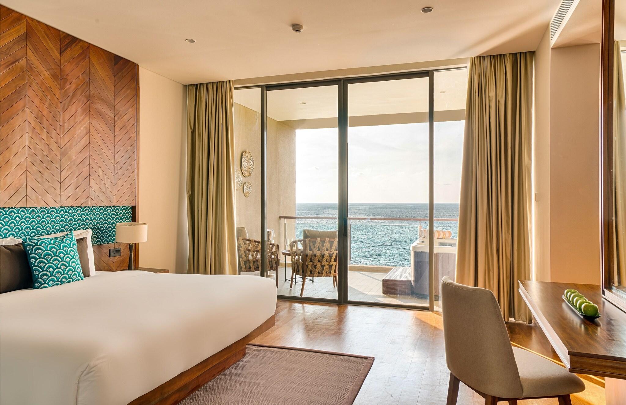 Junior Suite Ocean View