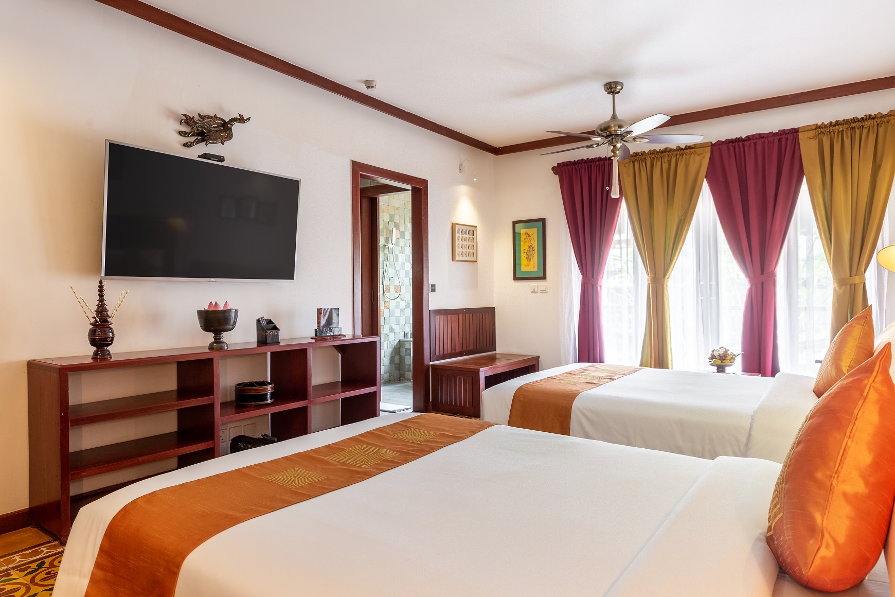 Twin Deluxe Pool View