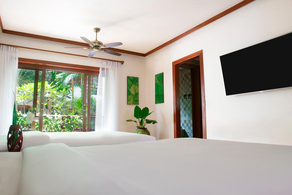 Twin Deluxe Garden View