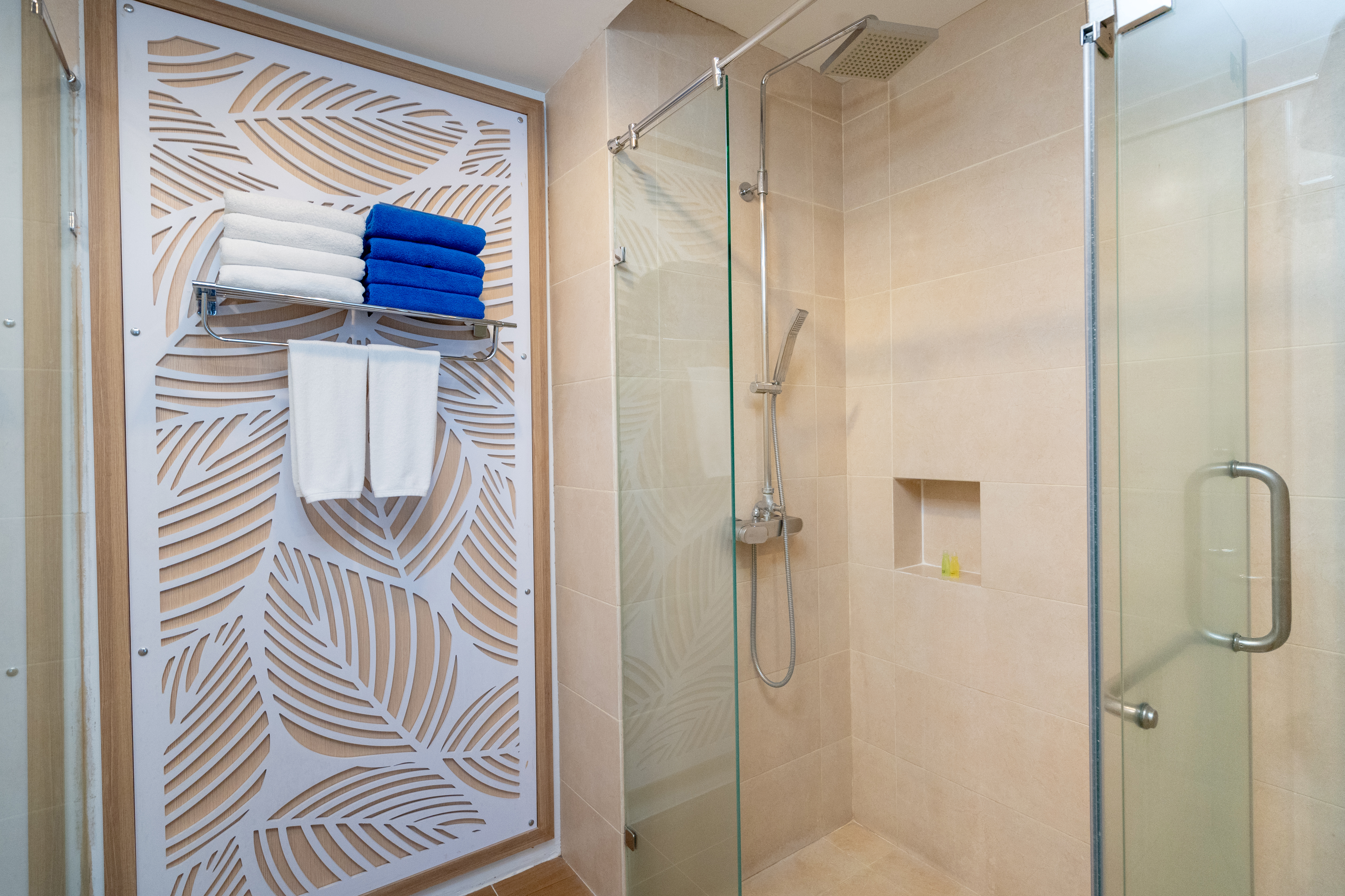 Suite Premier with Views