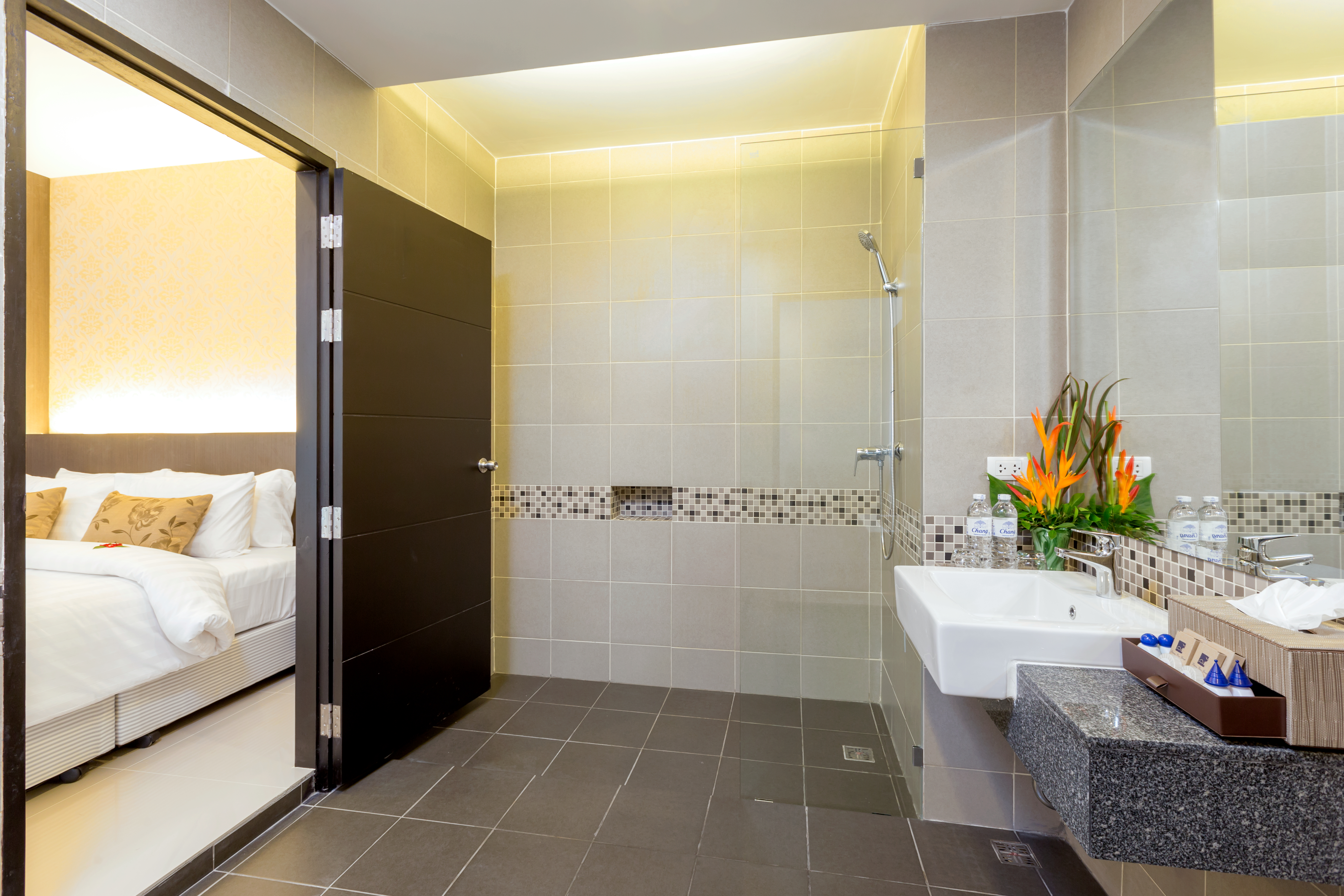 Suite Sea View Pool View