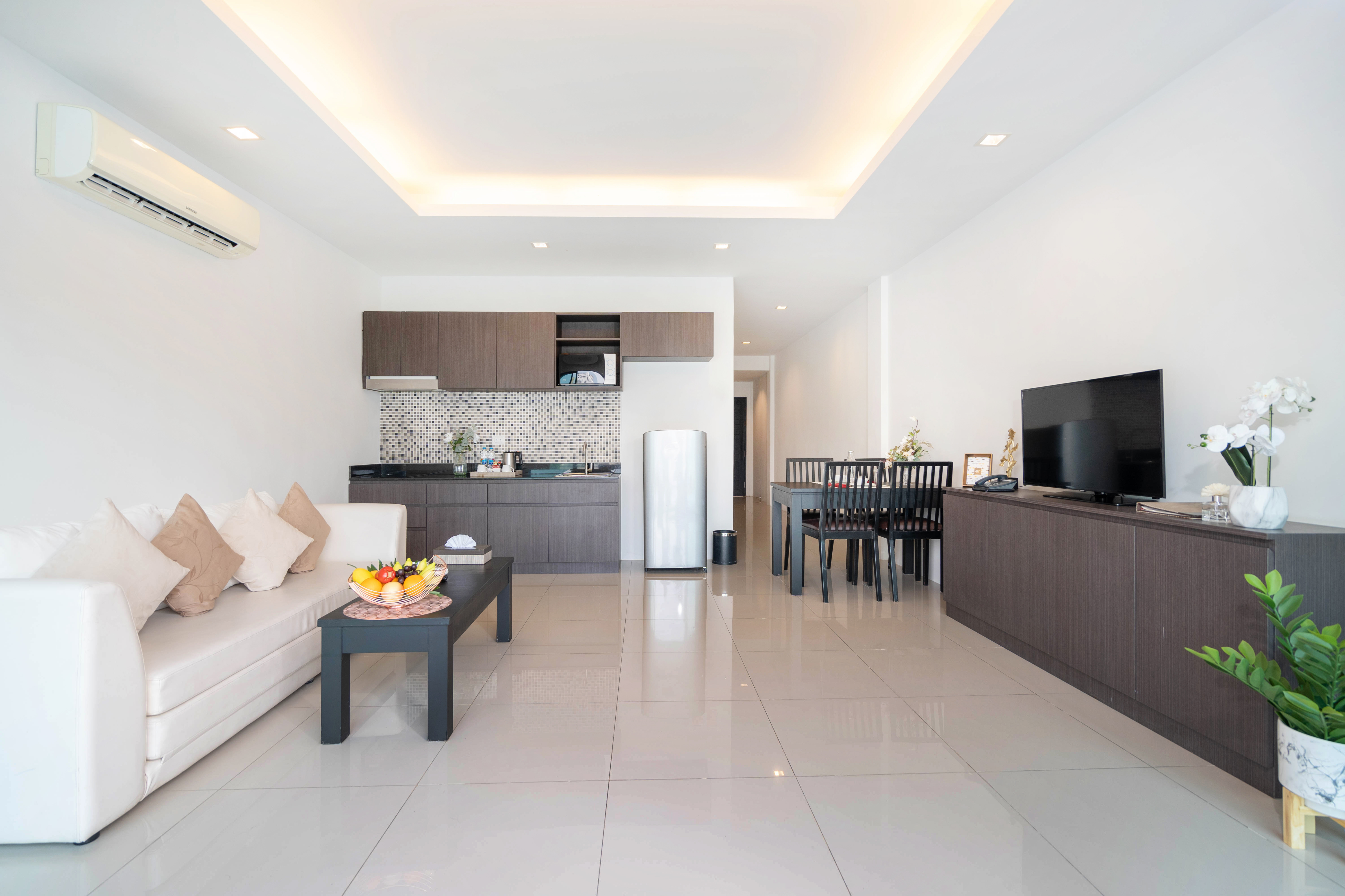 Suite Pool View One Bedroom