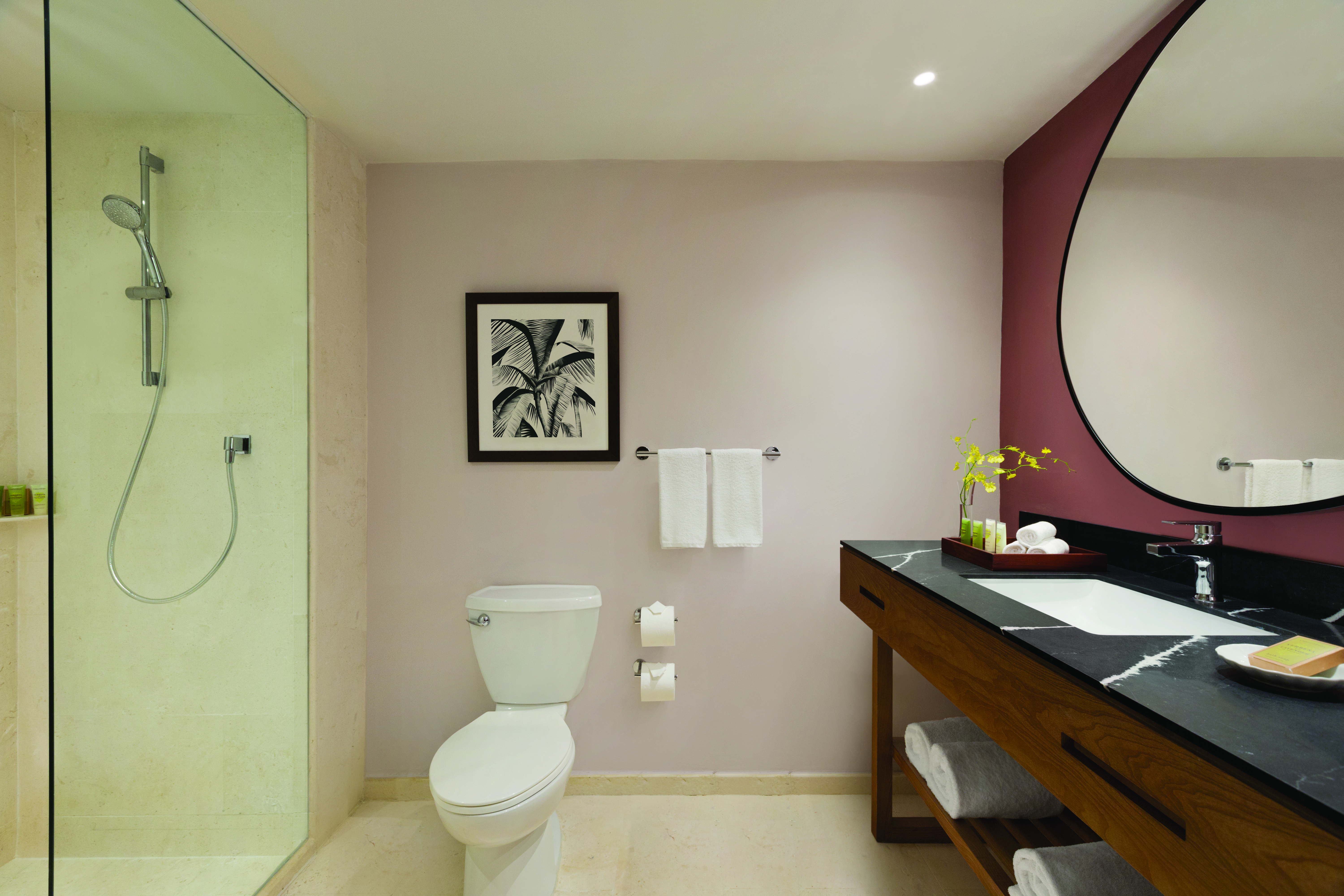 Double Garden View Two Queen Beds