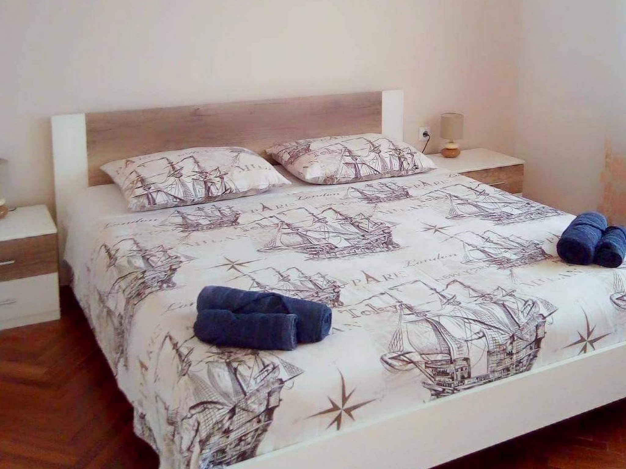 Apartment Capacity 2