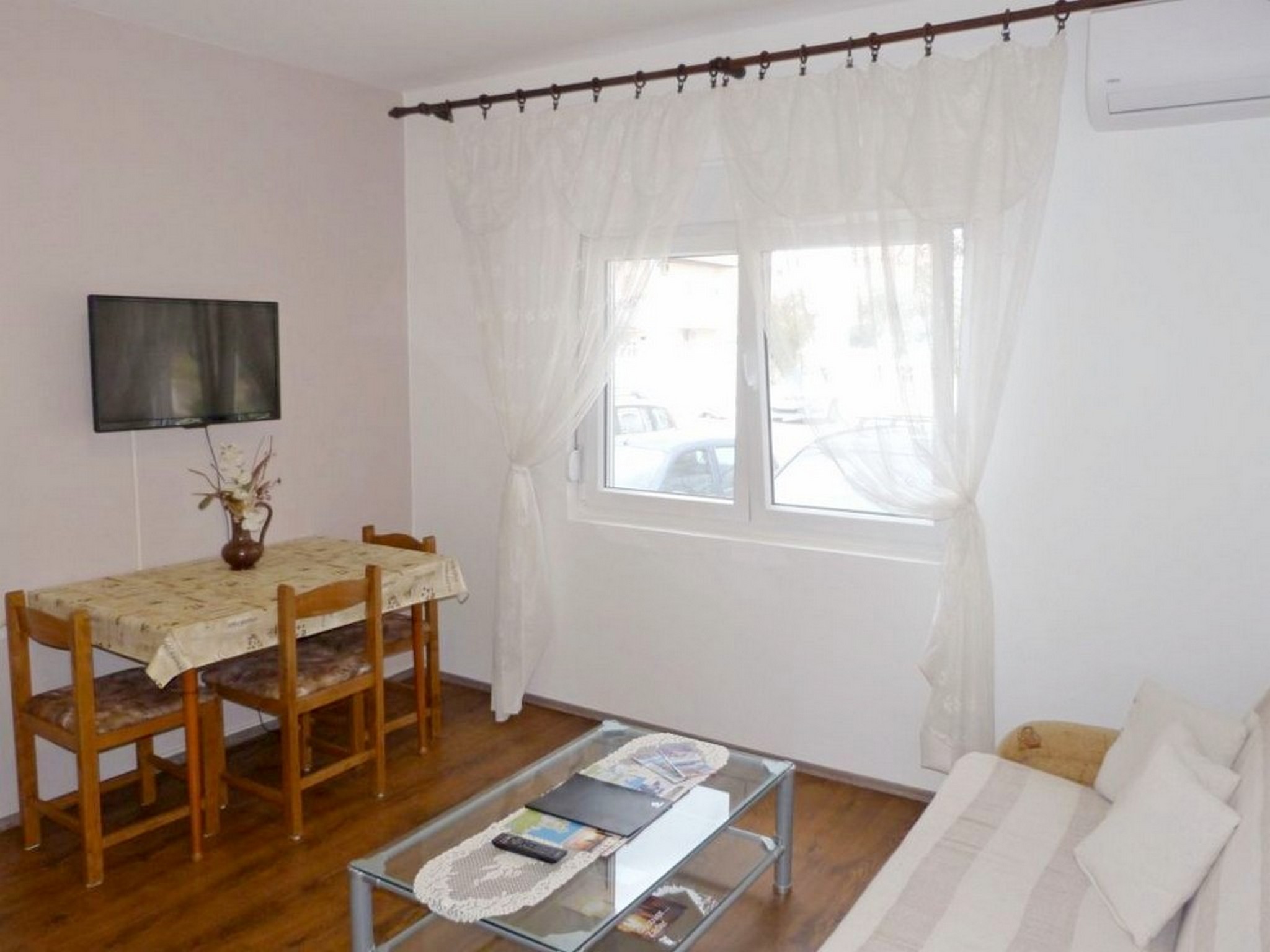 Apartment Capacity 2