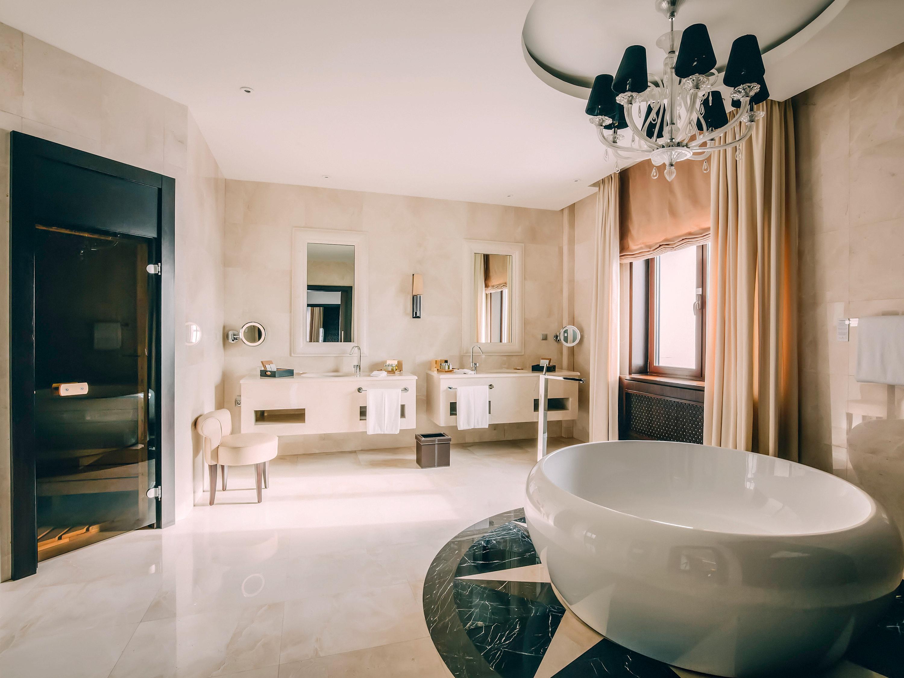 Junior Suite with Views