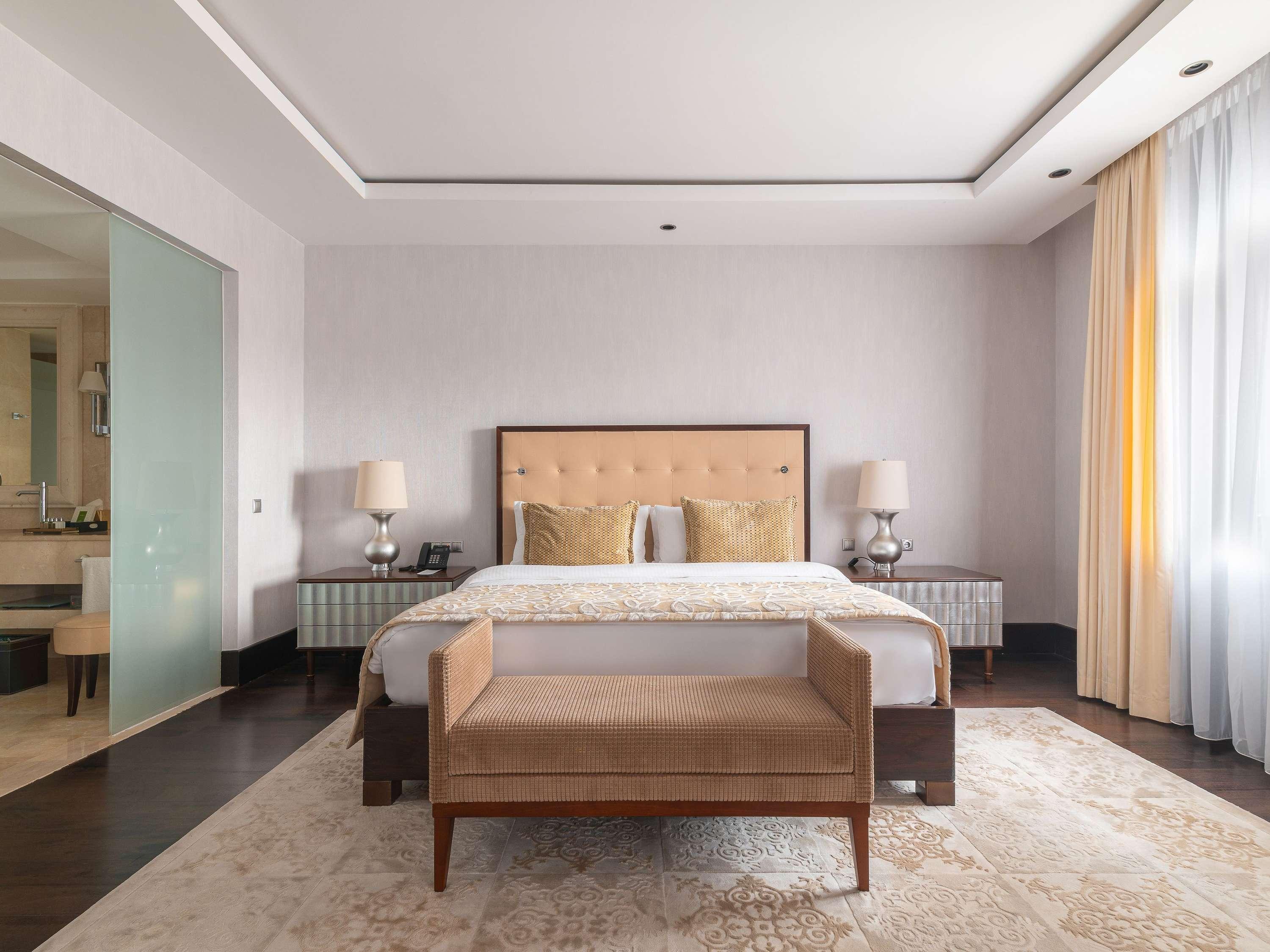 Junior Suite Lake View