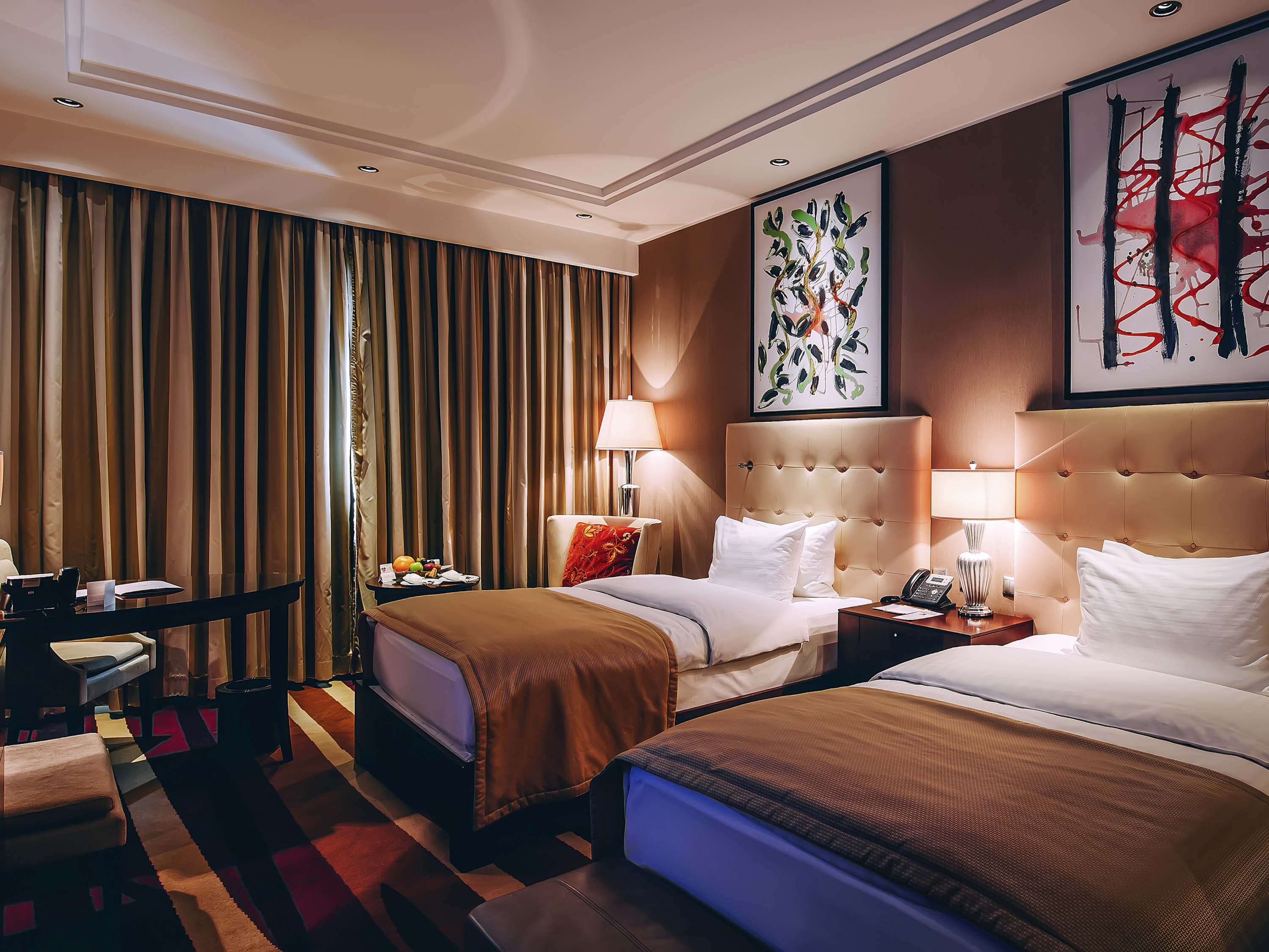 Twin Deluxe with Views