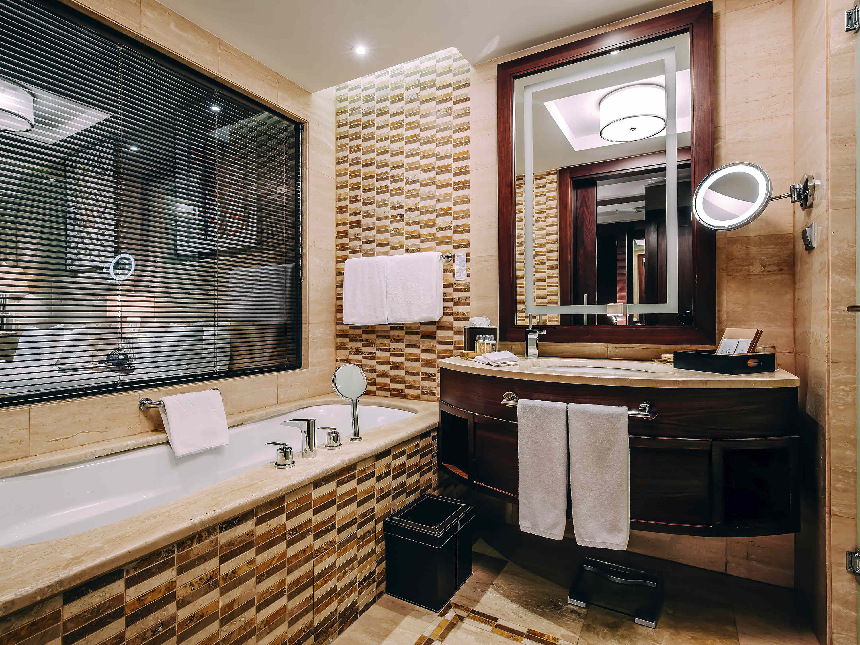 Double Deluxe Lake View