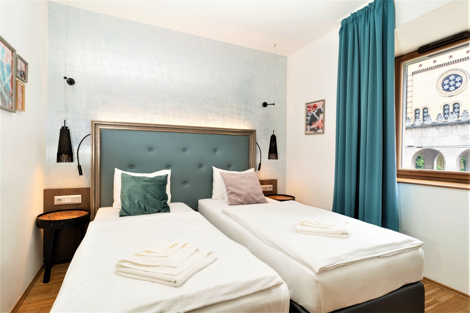 Double or Twin Deluxe