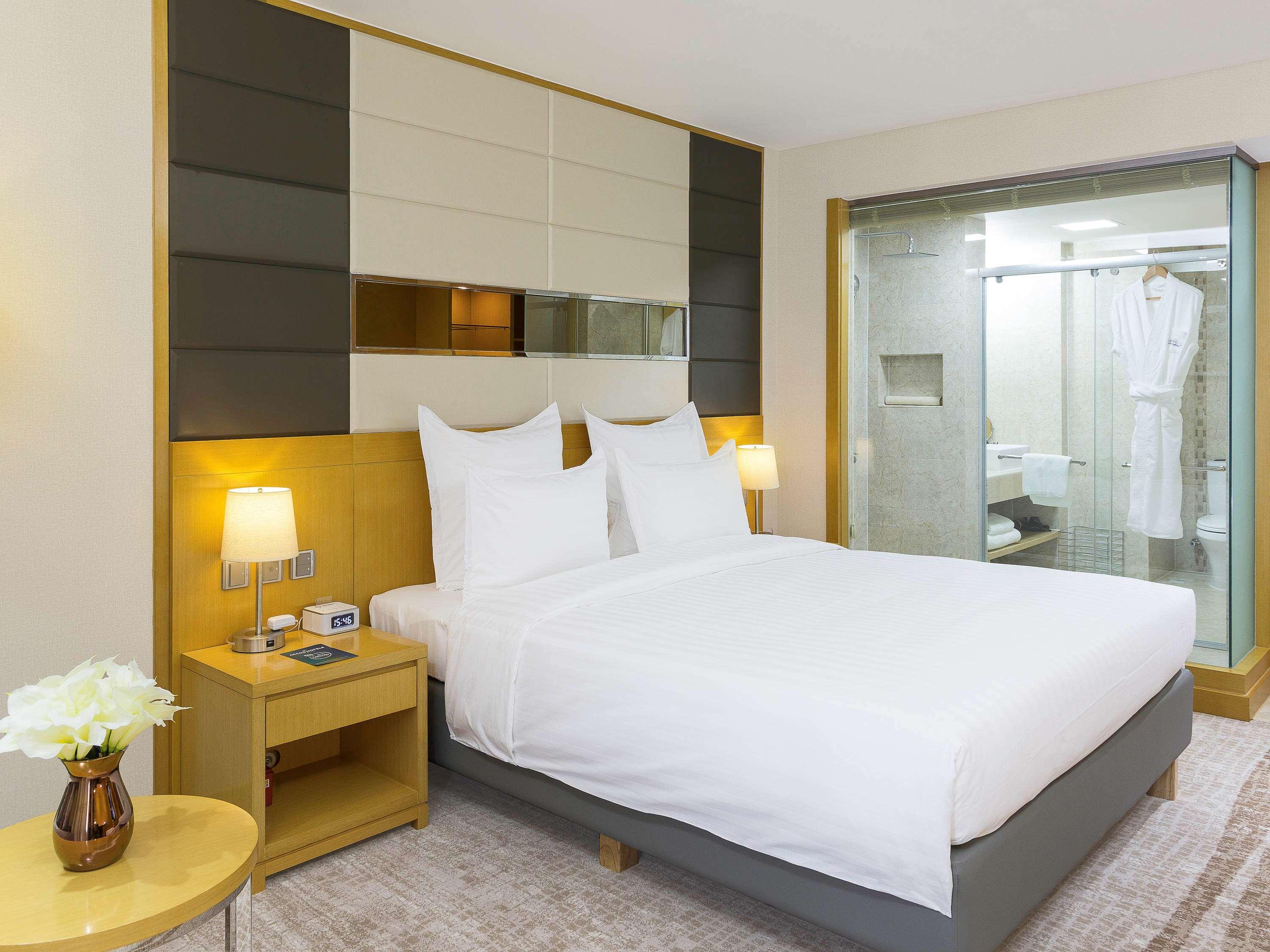 Double Superior King Bed