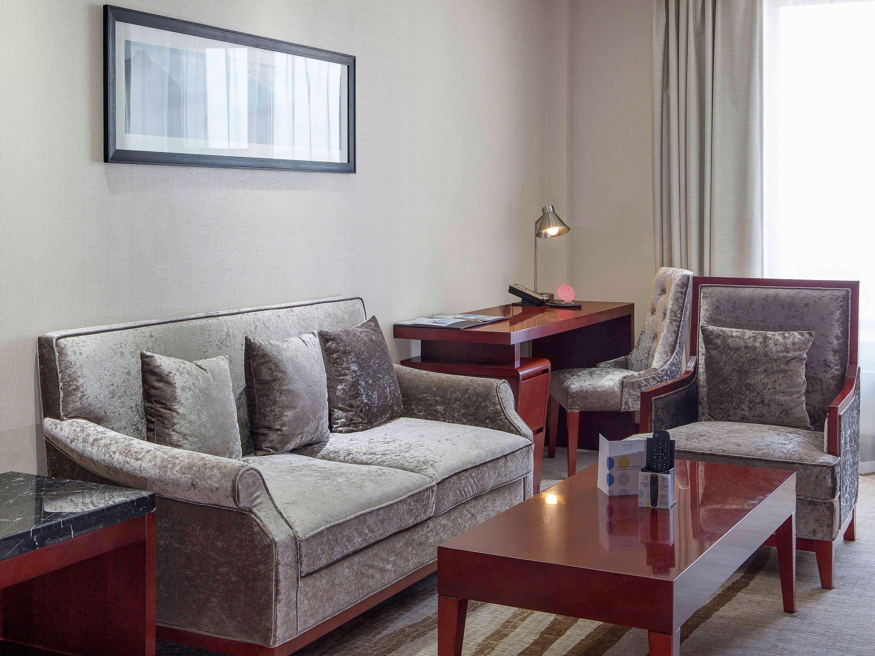 Junior Suite King Size Bed