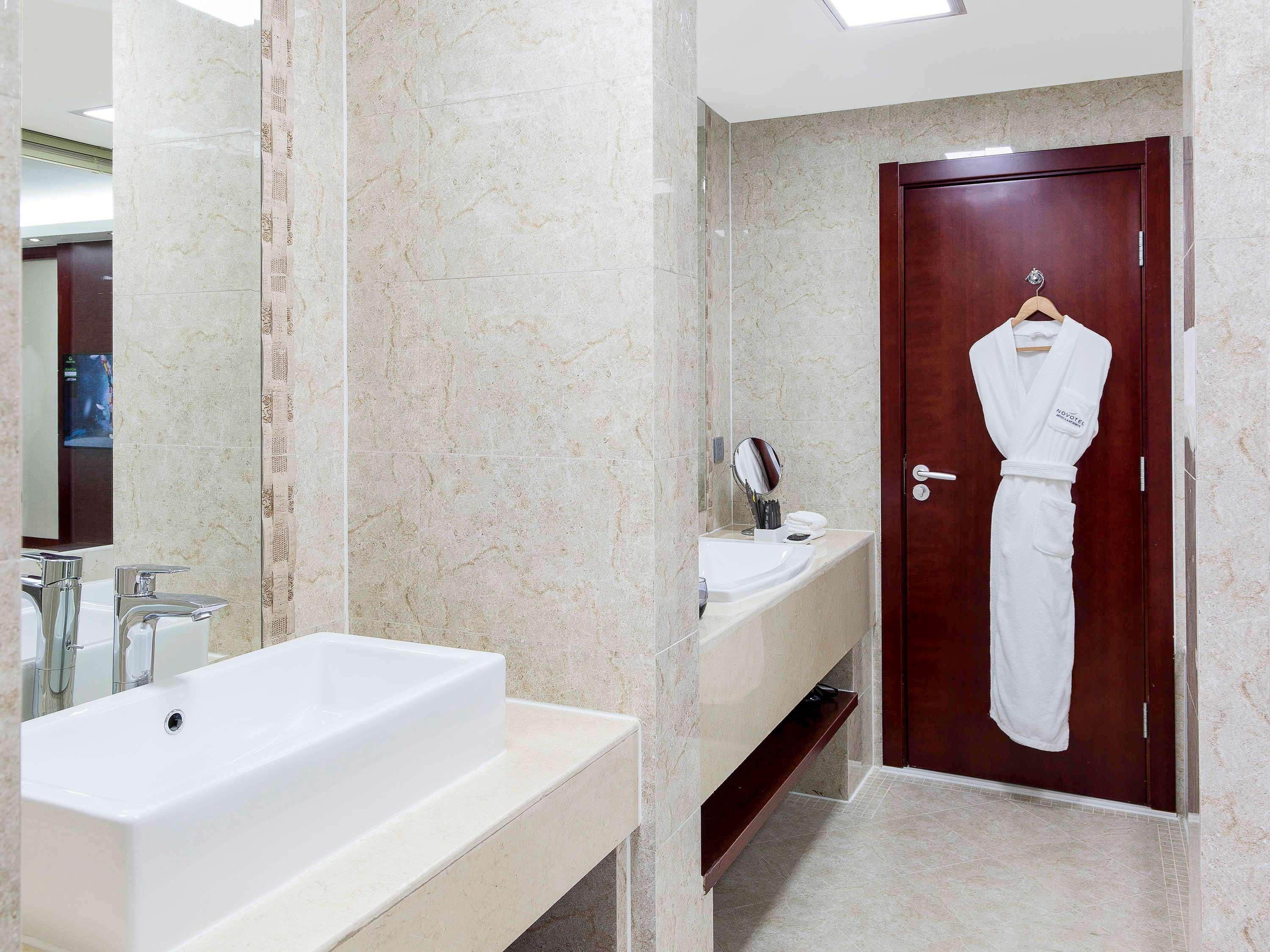 Suite Superior City View