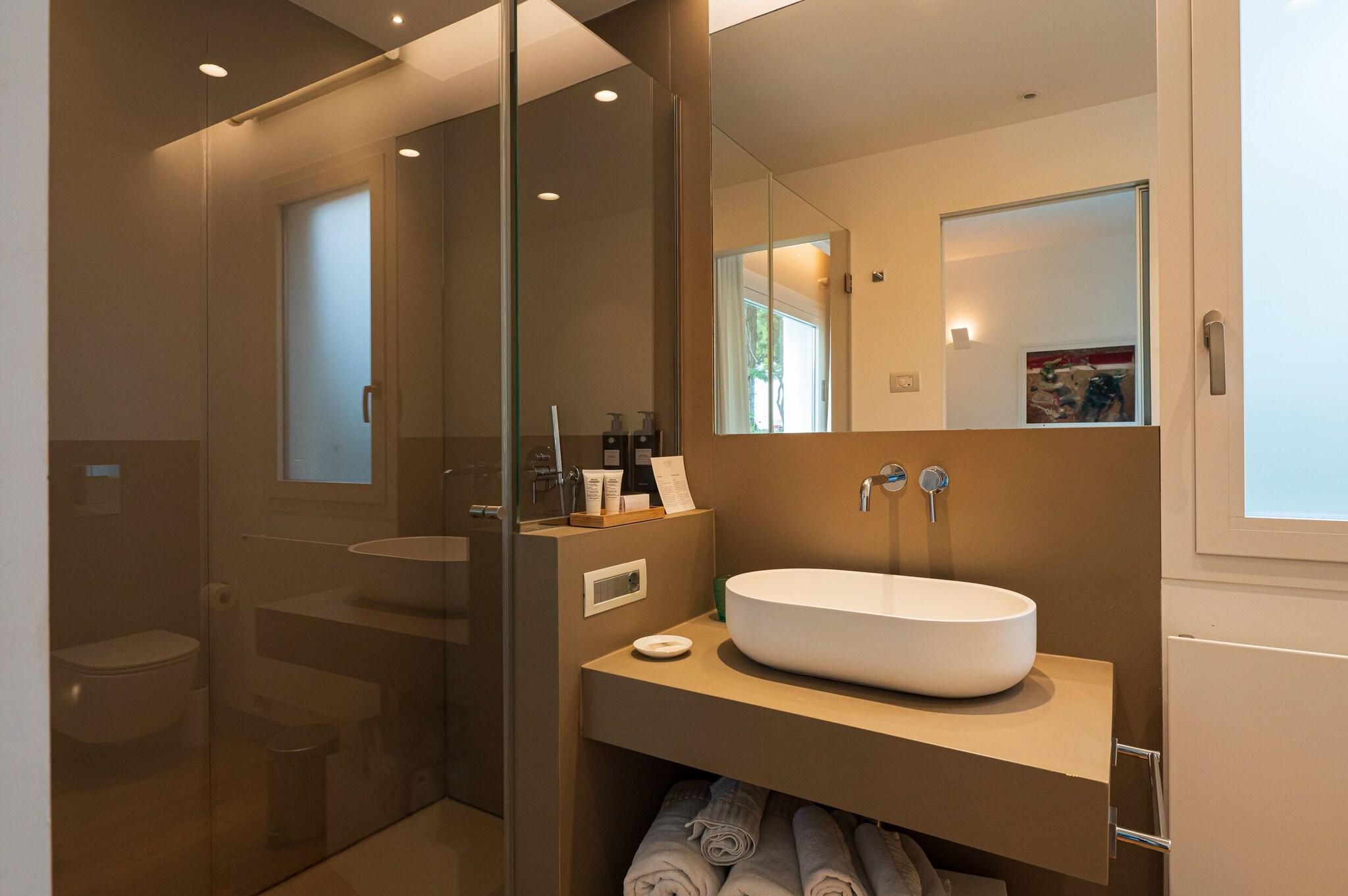 Double Queen Bed Non Smoking