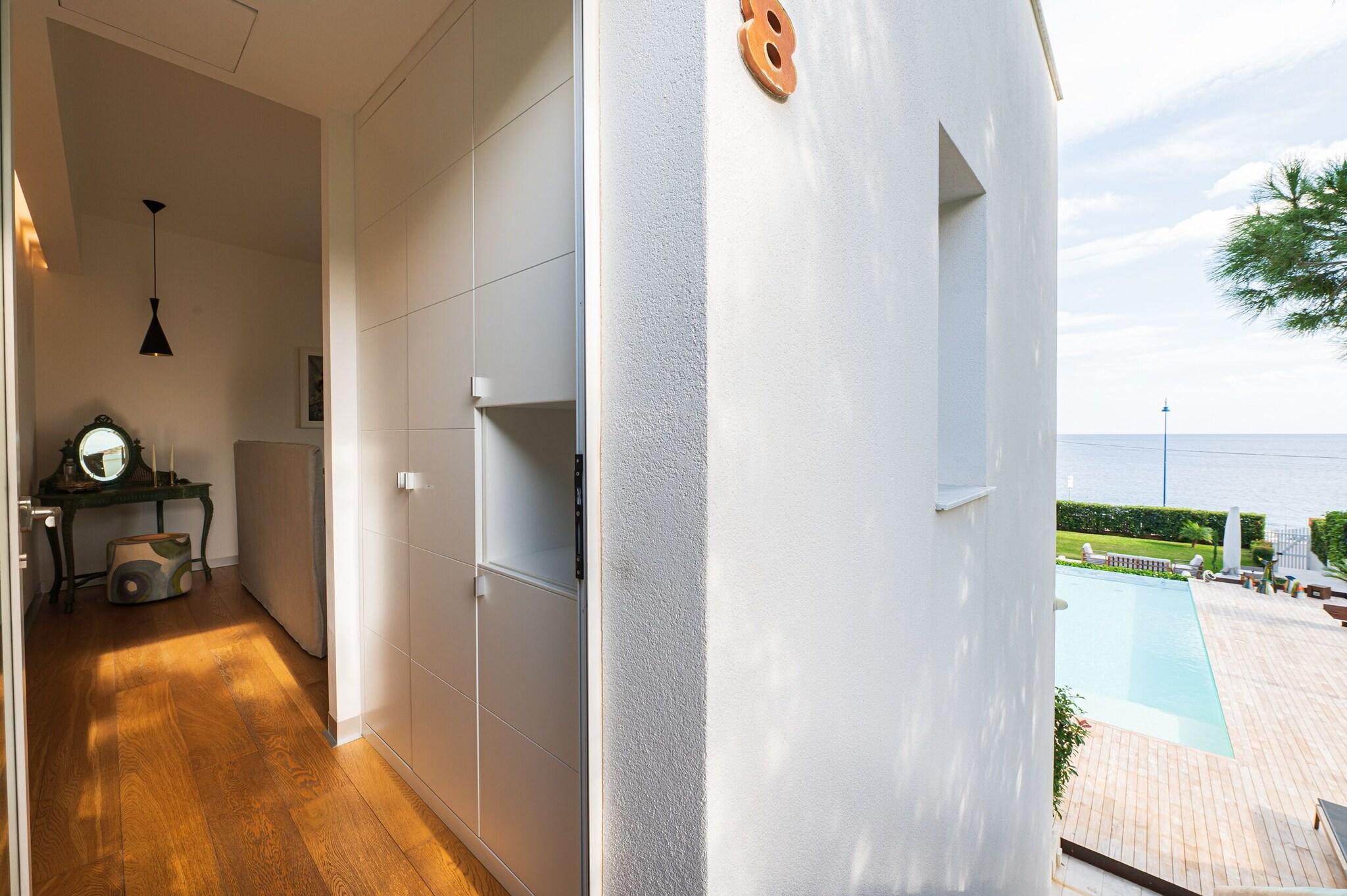 Double Queen Bed Non Smoking