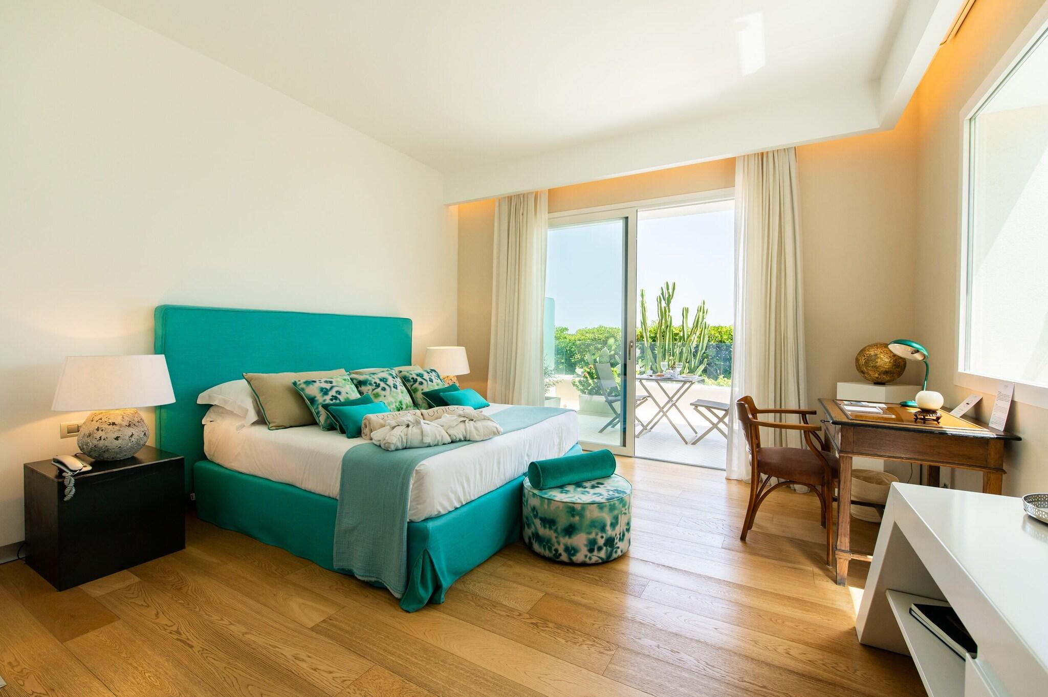 Double Sea View King Bed