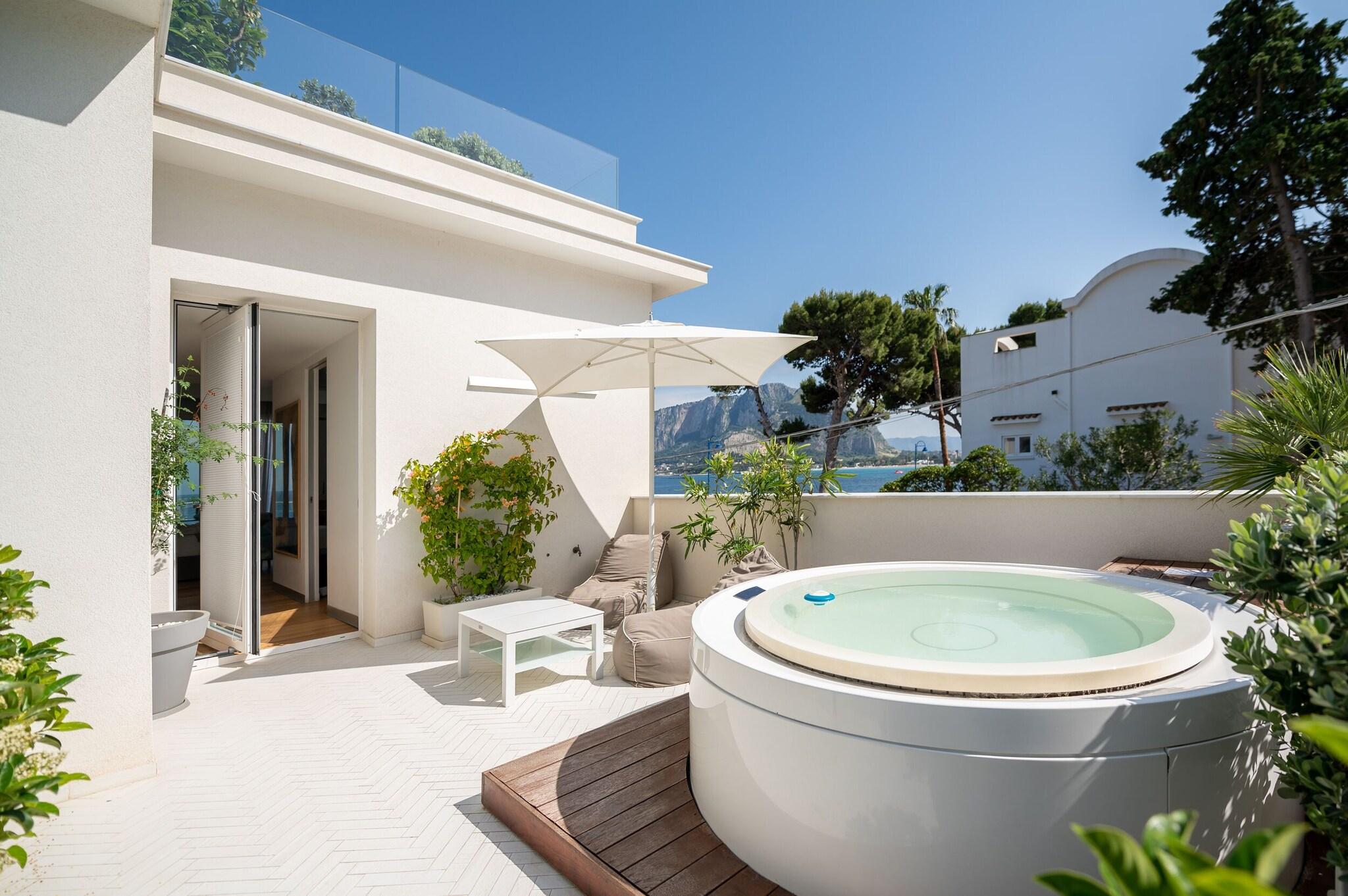 Studio Sea View King Bed