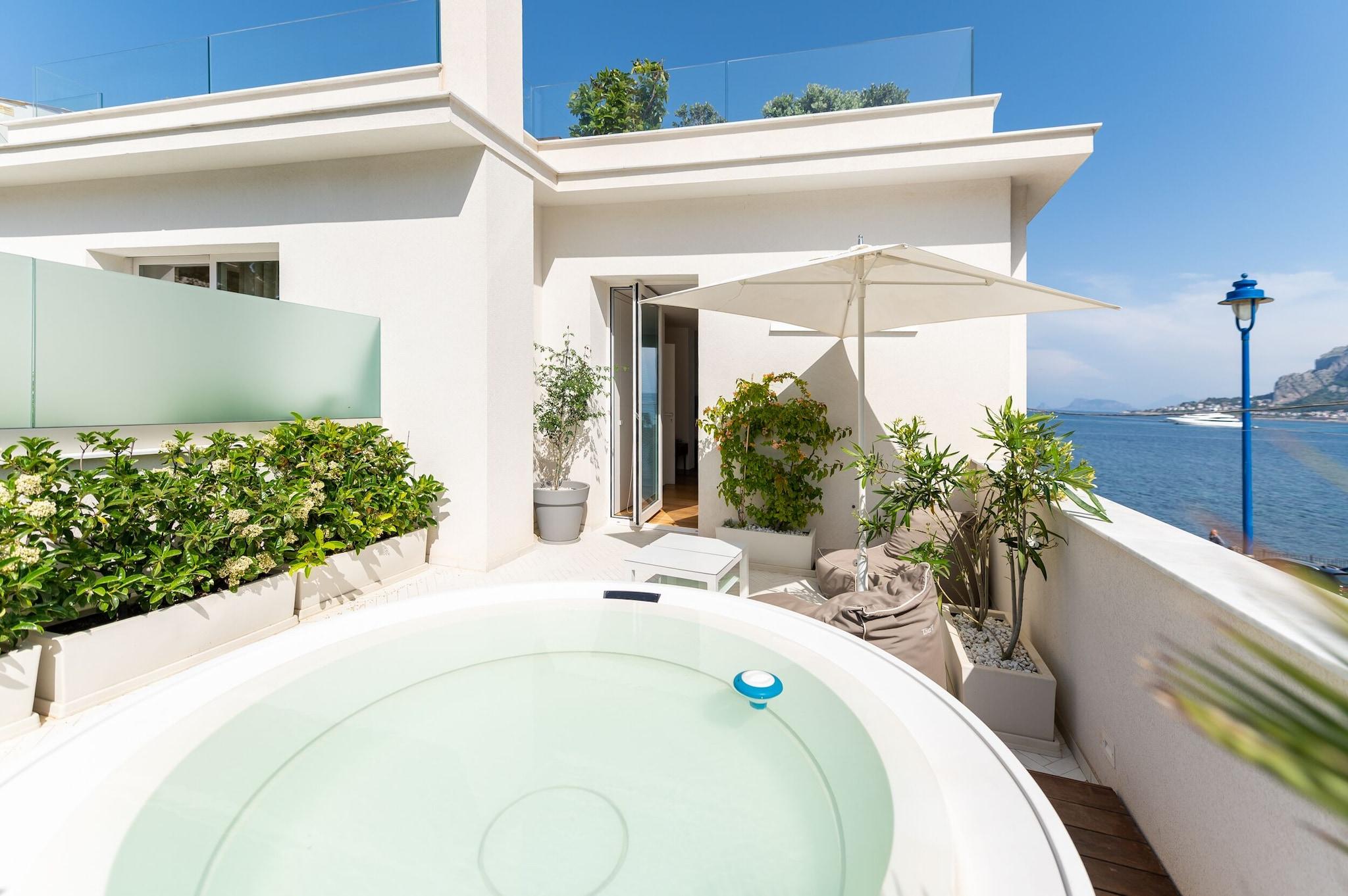 Studio Sea View King Bed