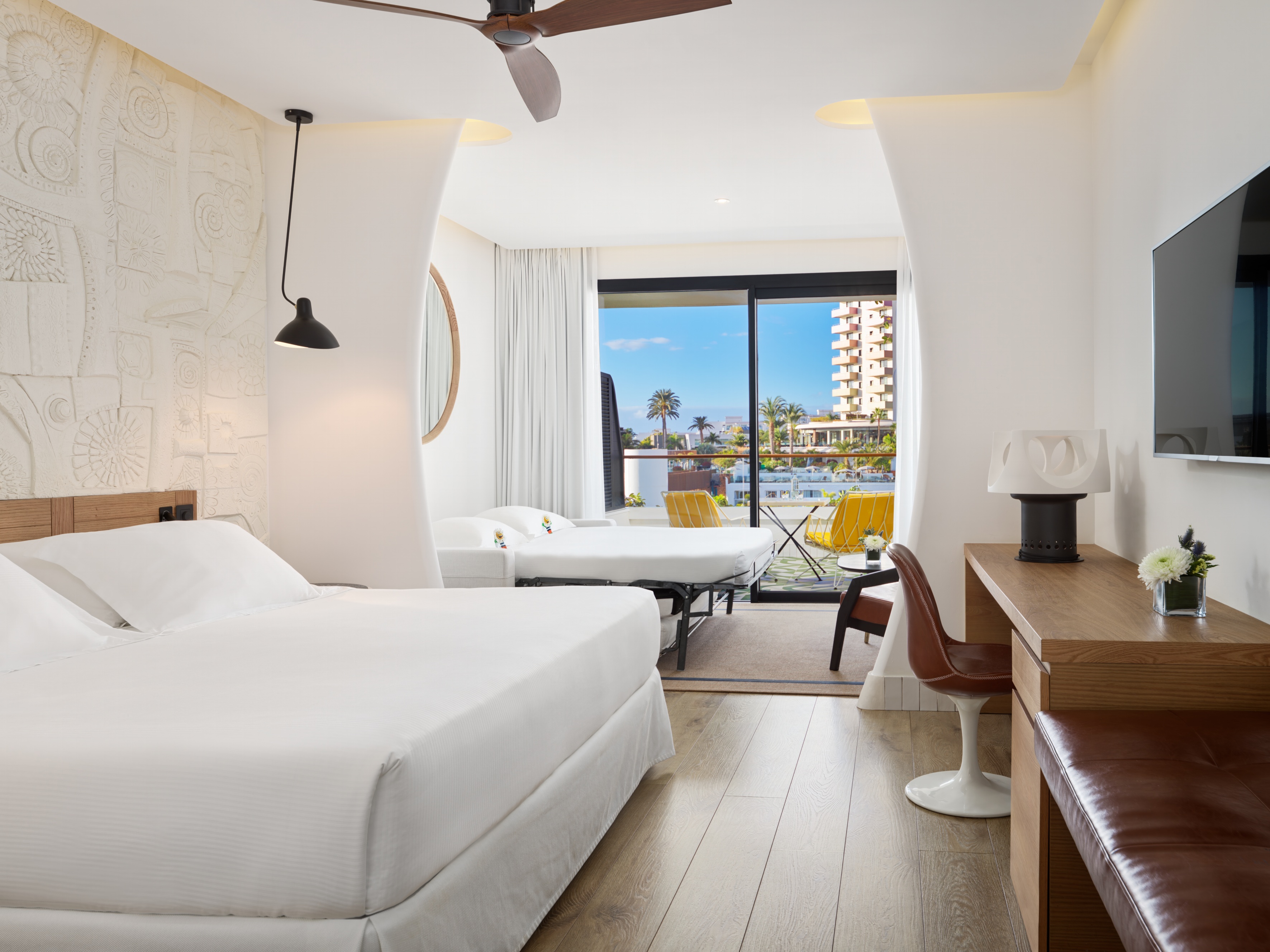 Family Room Capacity 1