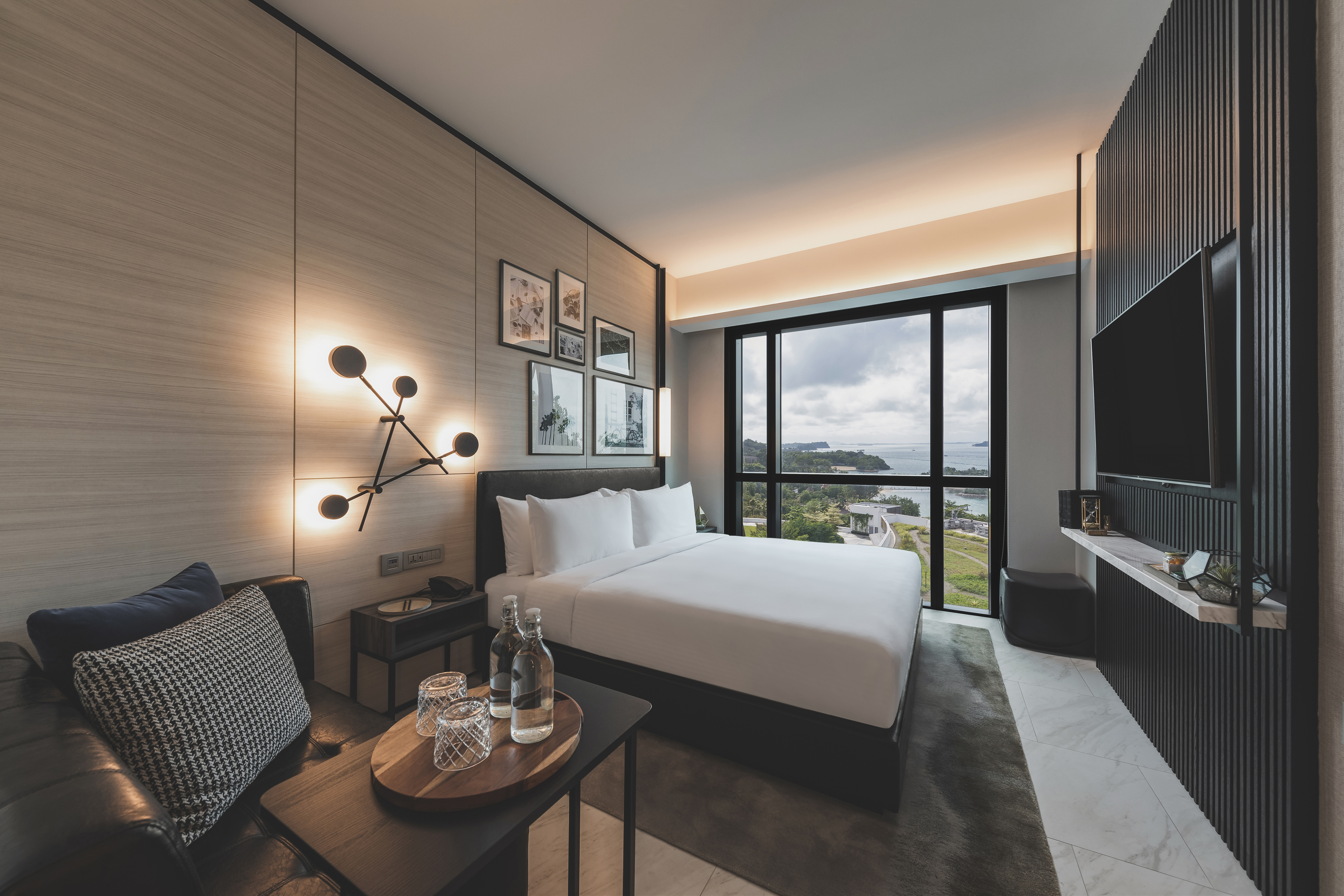 Double or Twin Deluxe Sea View