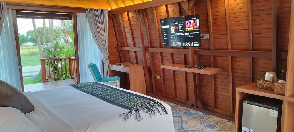 Villa Beach Front with Private Pool