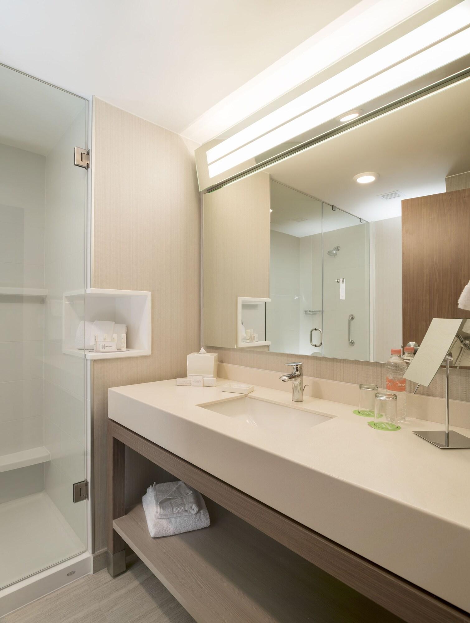 Quadruple Two Queen Beds