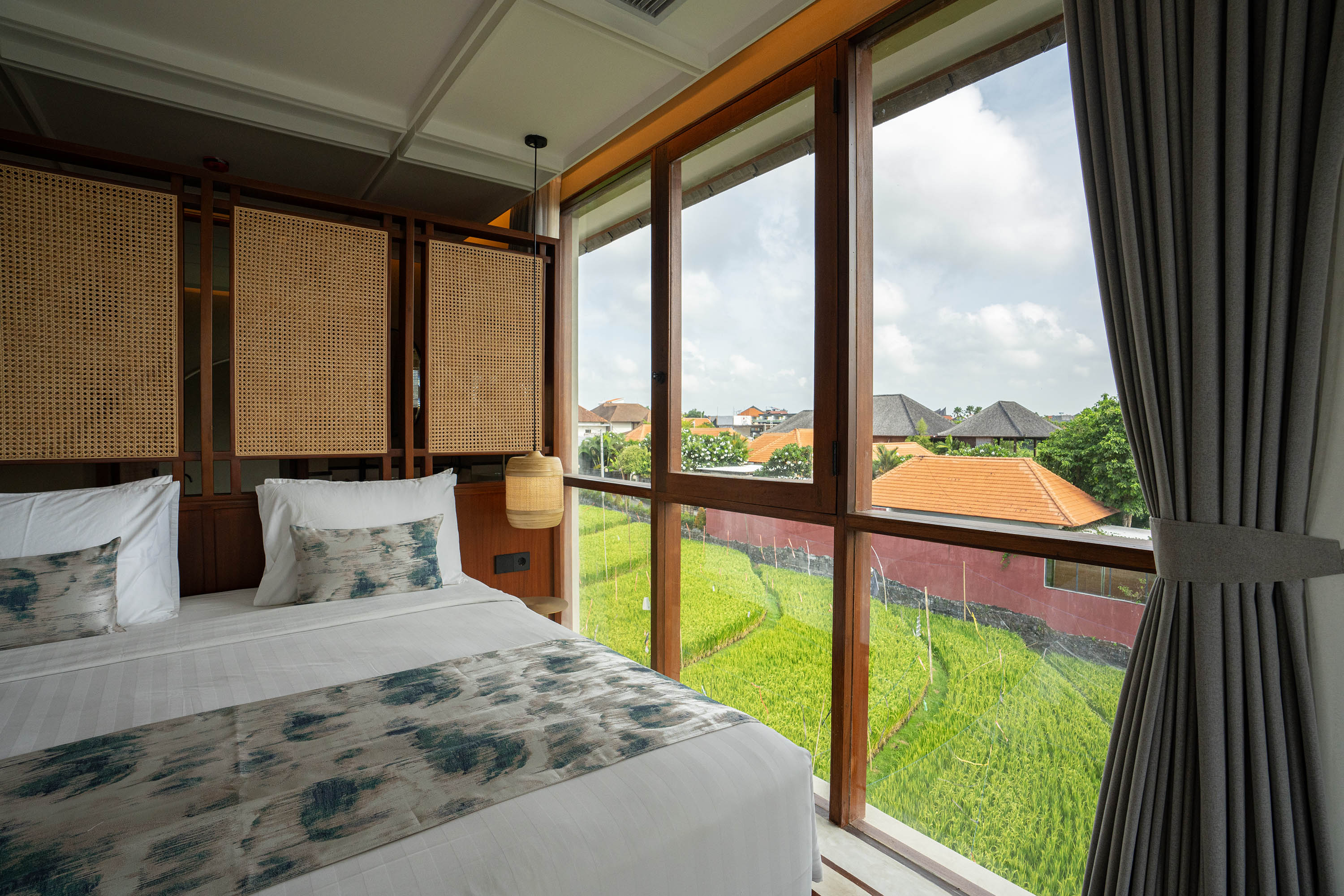 Suite King Bed One Bedroom 