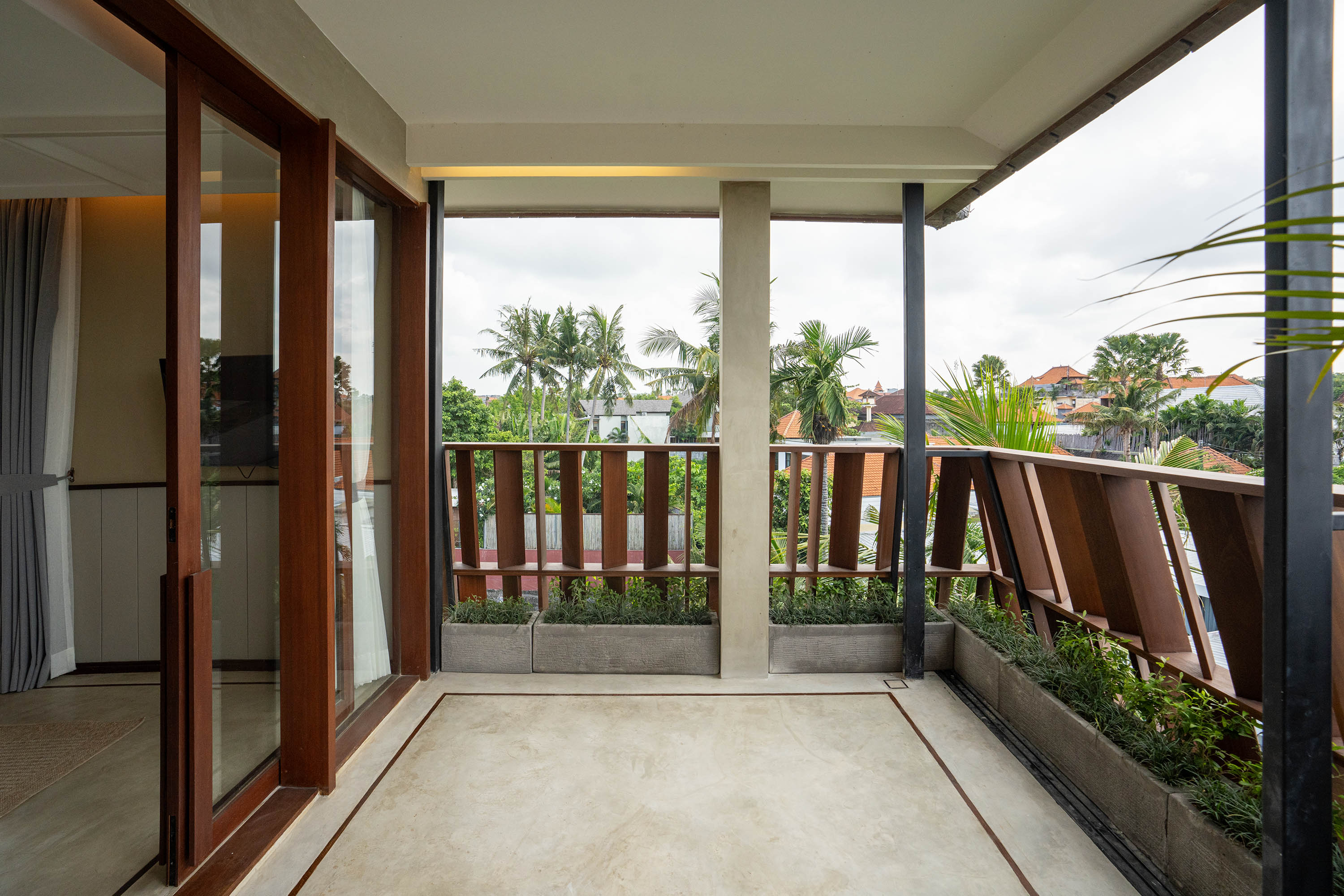 Suite King Bed One Bedroom 