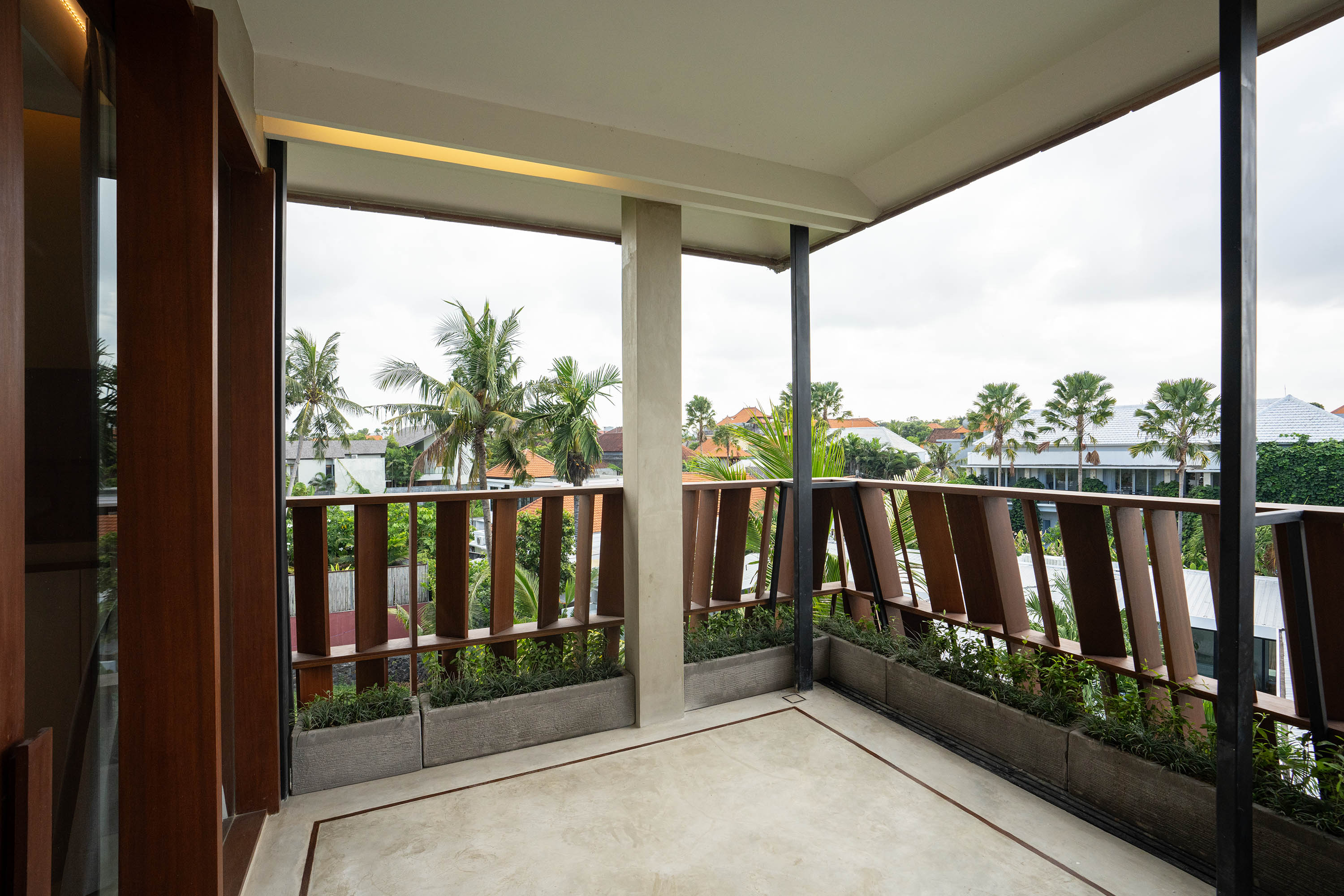 Suite King Bed One Bedroom 