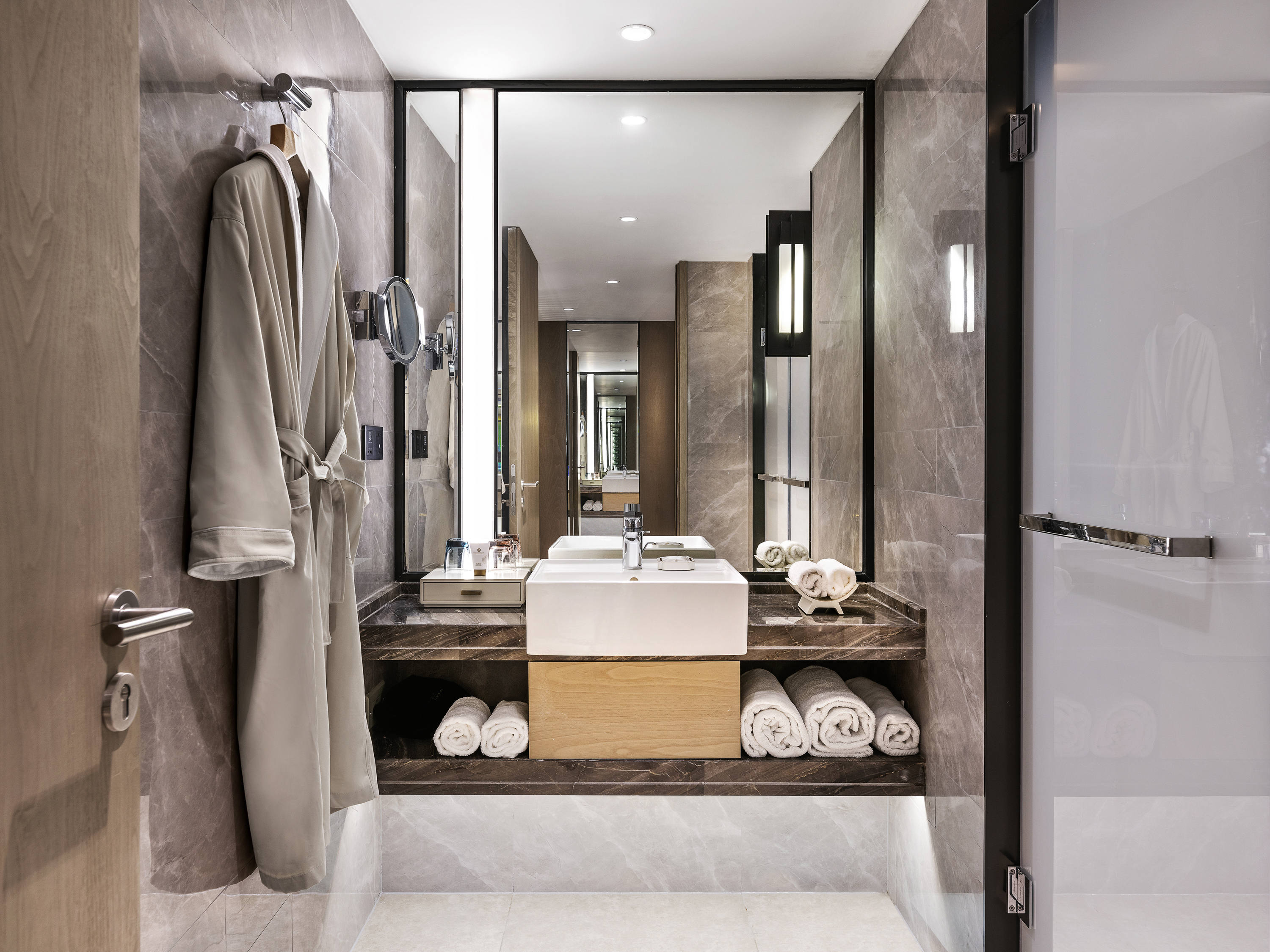 Double Executive King Bed