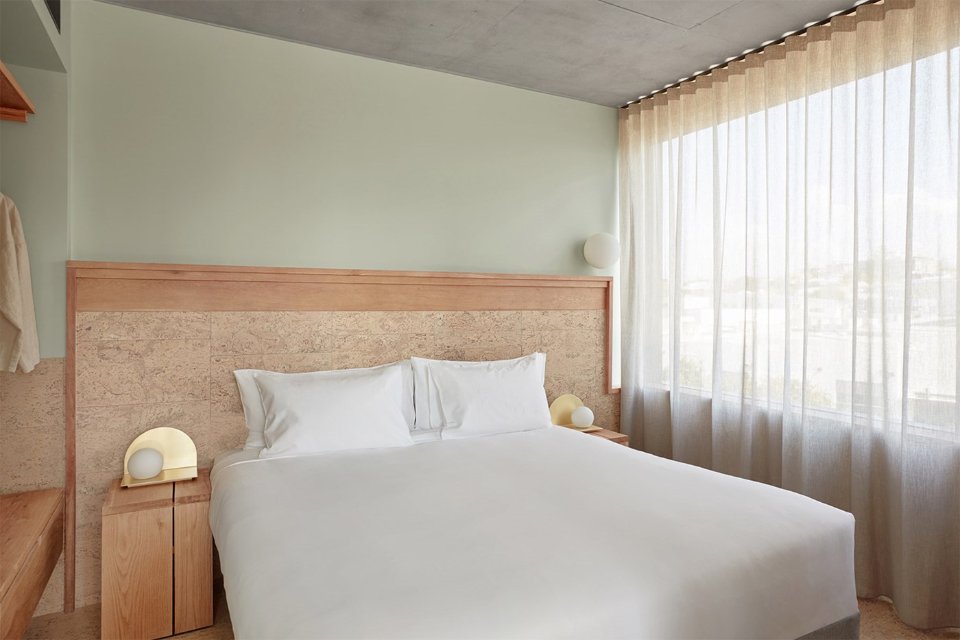 Junior Suite King Size Bed