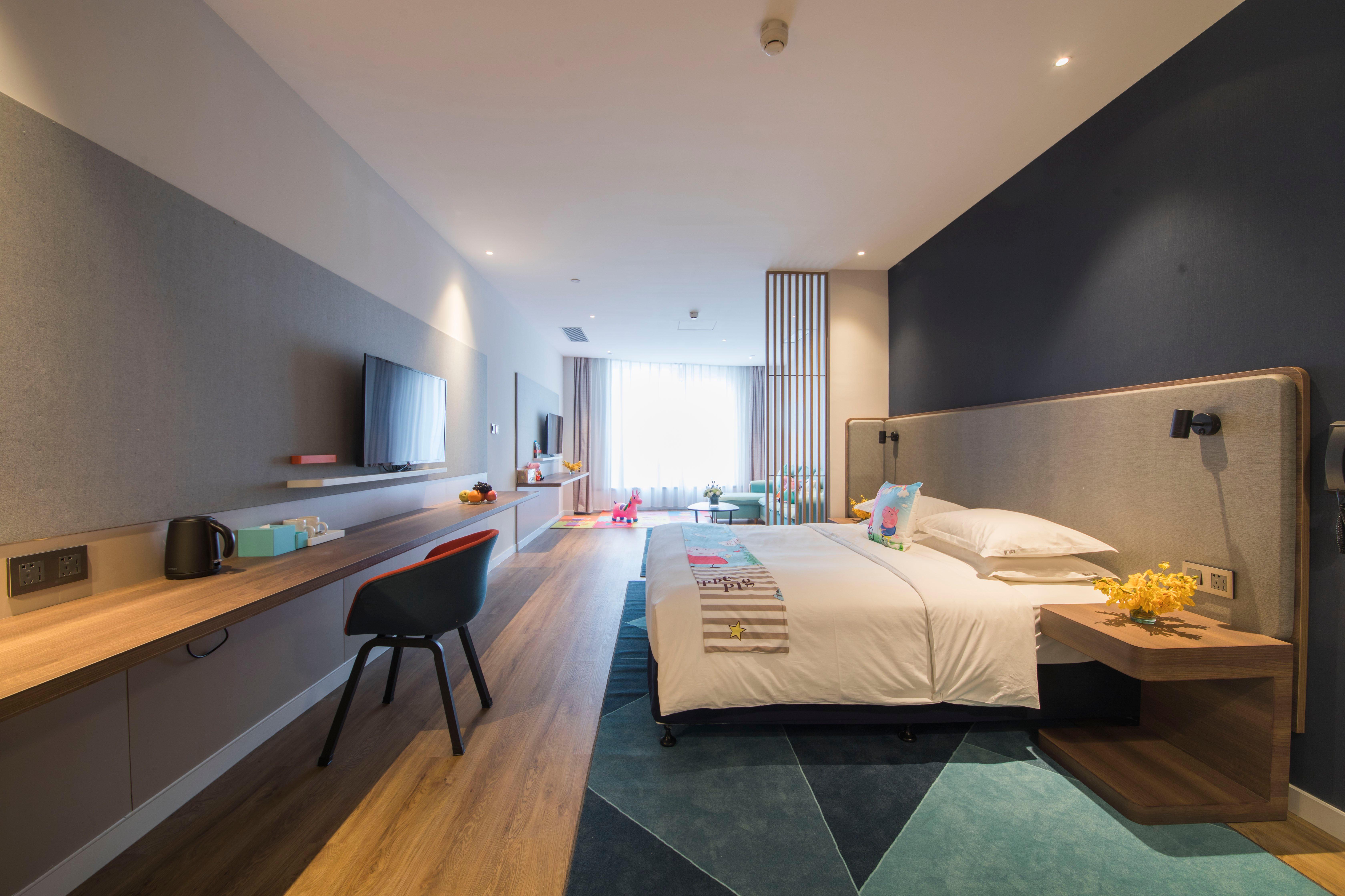 Family Room Standard