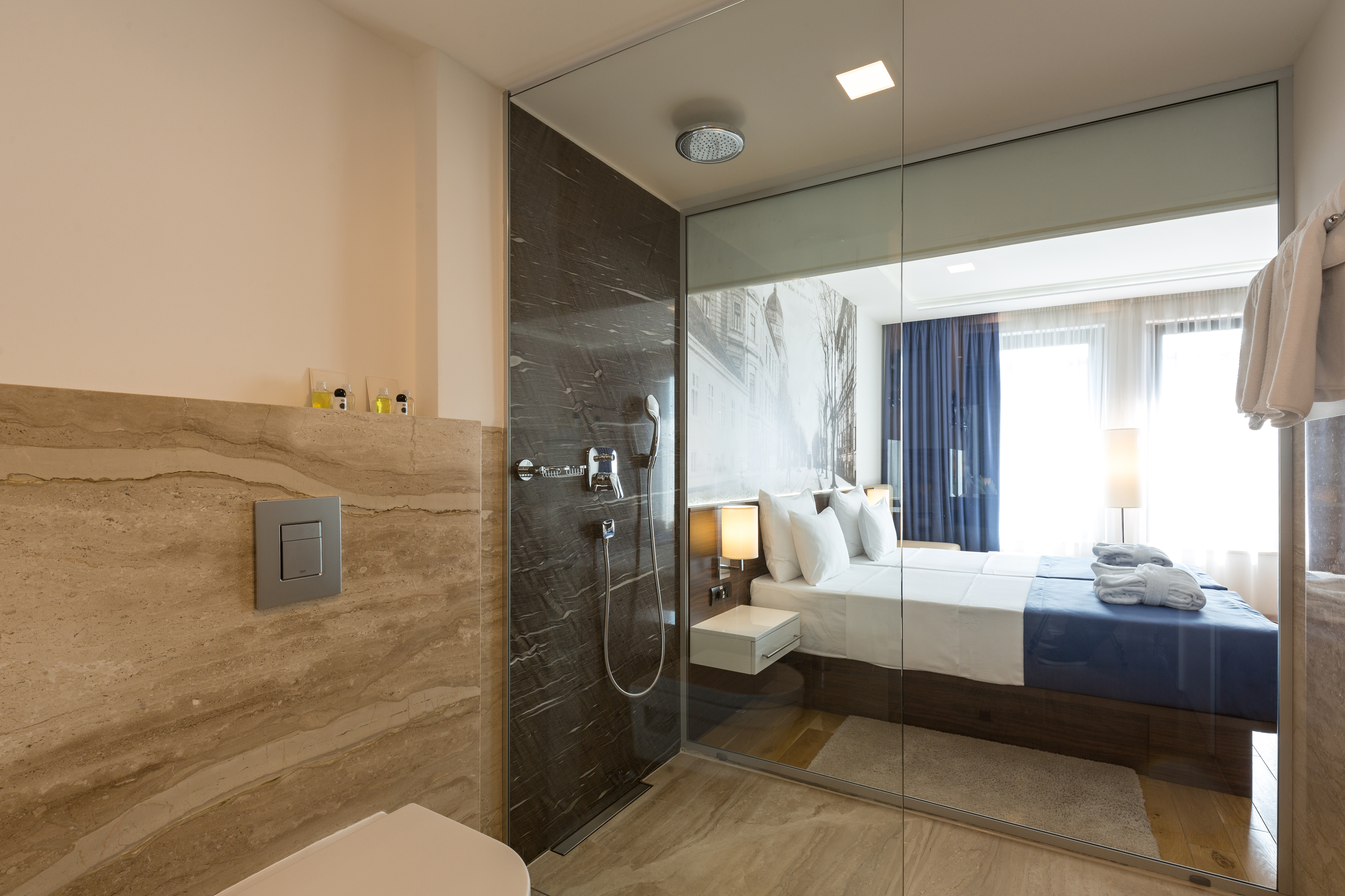 Double Single Business