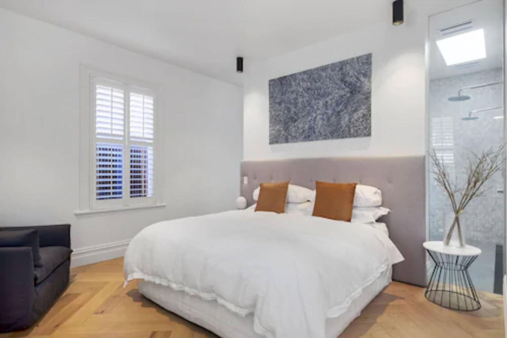 Apartment Deluxe King Bed