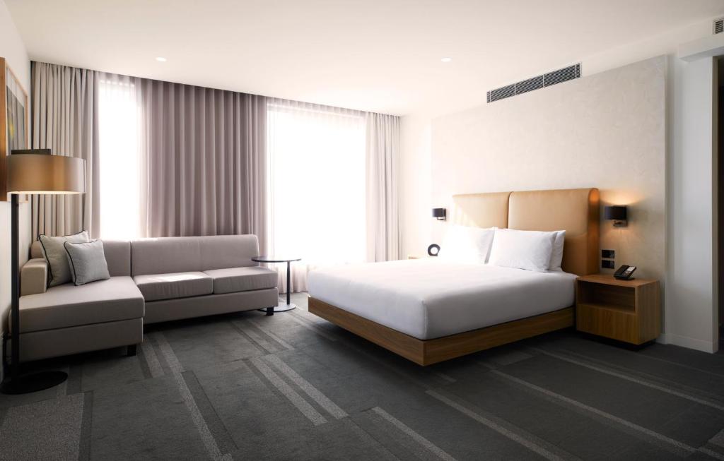 Double King Size Bed