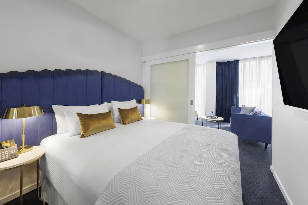 Suite King Bed One Bedroom 