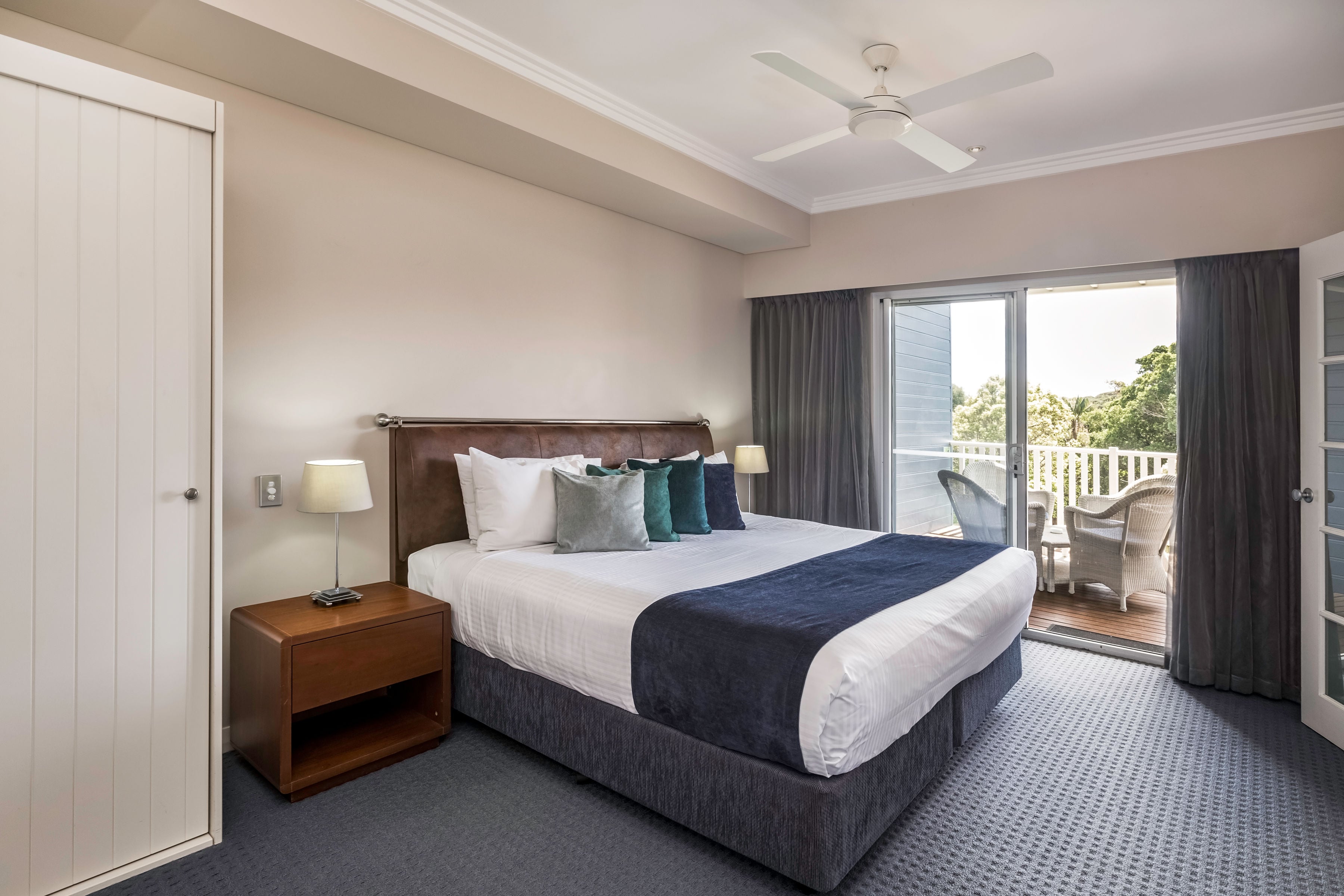 Quadruple Two Bedrooms with Views