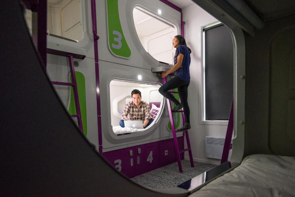 Single Capacity 8 with Shared Bathroom