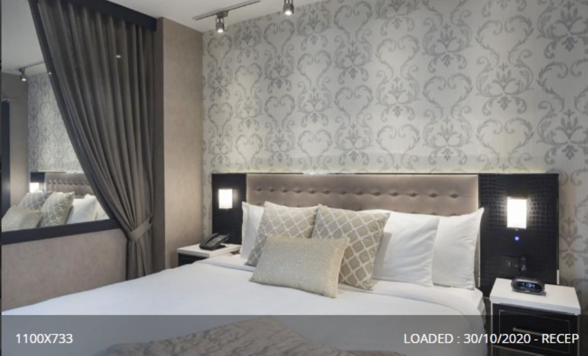 Room Deluxe with Balcony