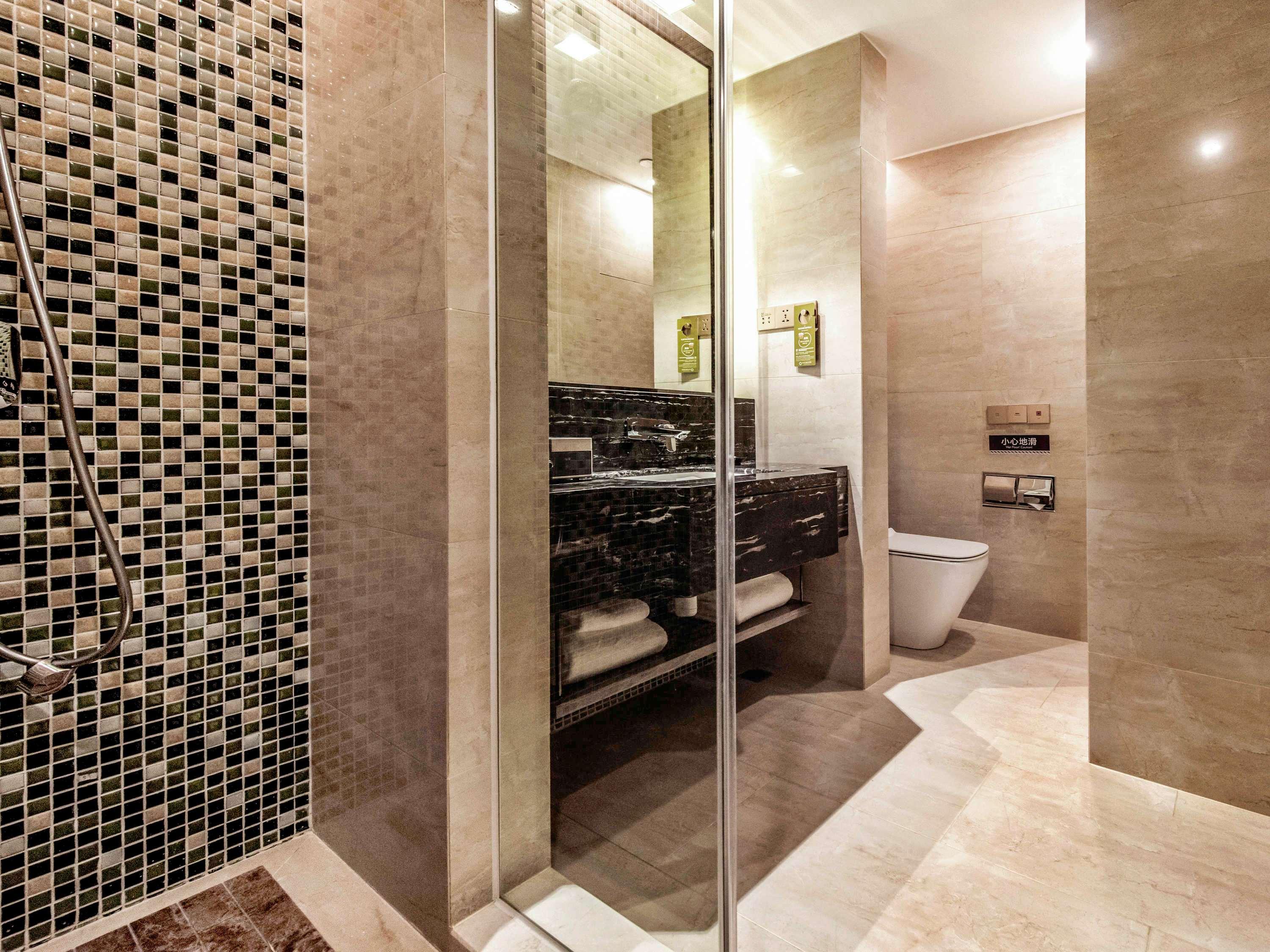 Twin Superior City View